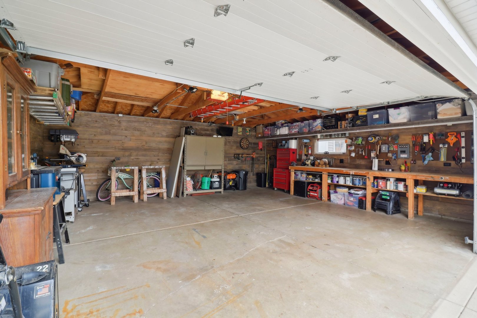 27884 W Lake Shore Drive