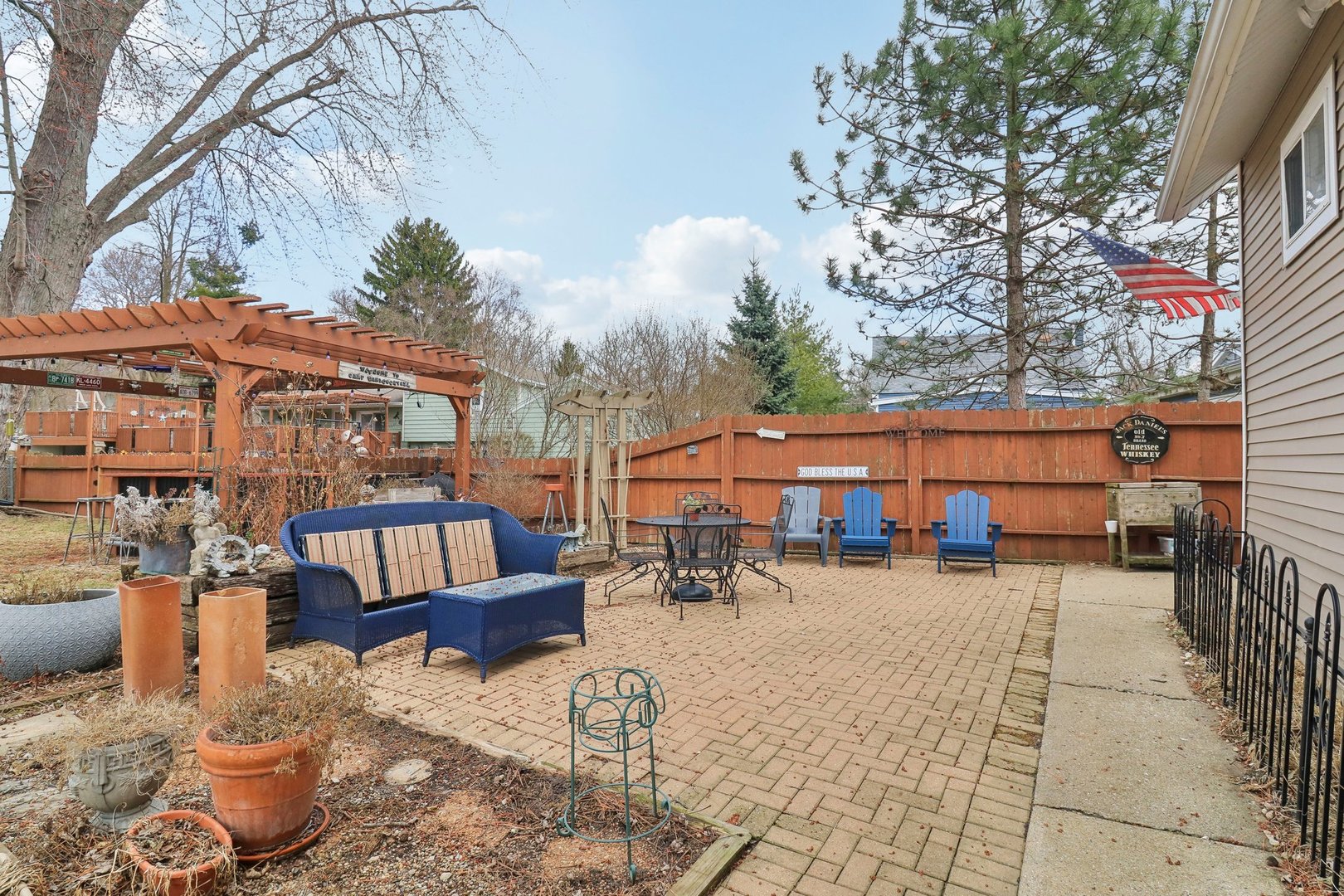 27884 W Lake Shore Drive
