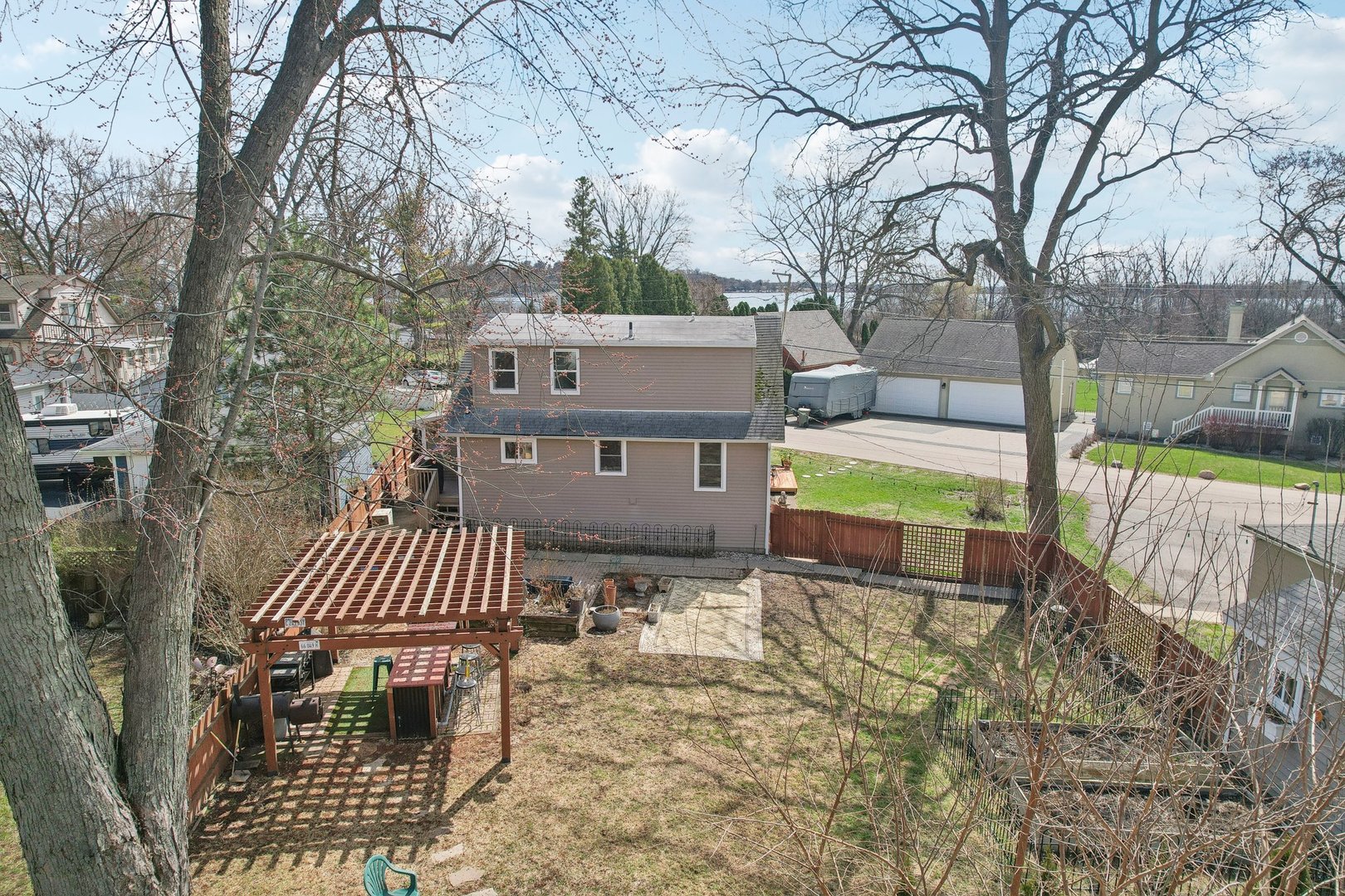 27884 W Lake Shore Drive