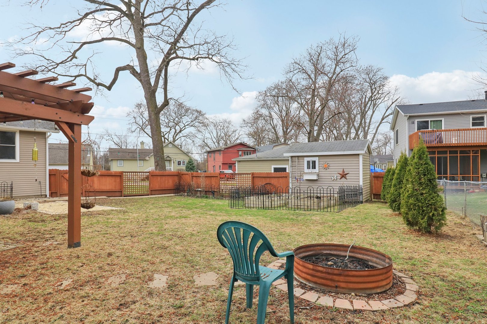 27884 W Lake Shore Drive
