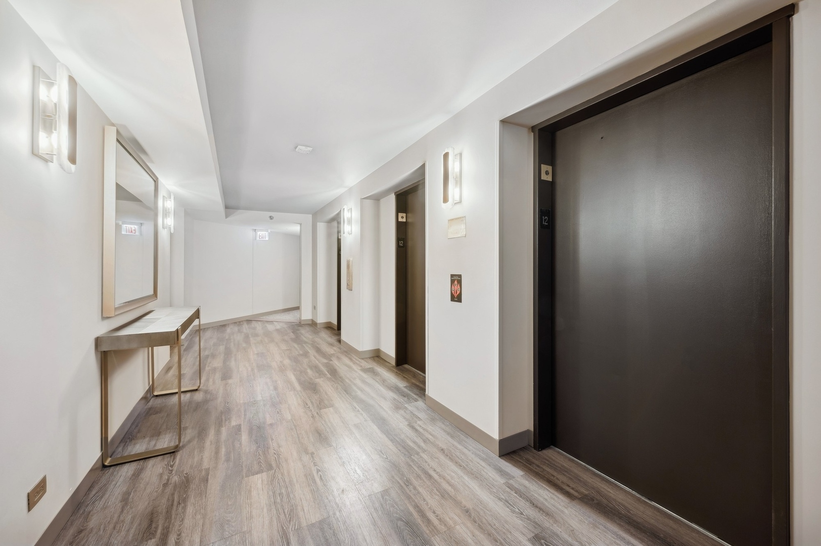 480 N Mcclurg Court Unit: 1201-03