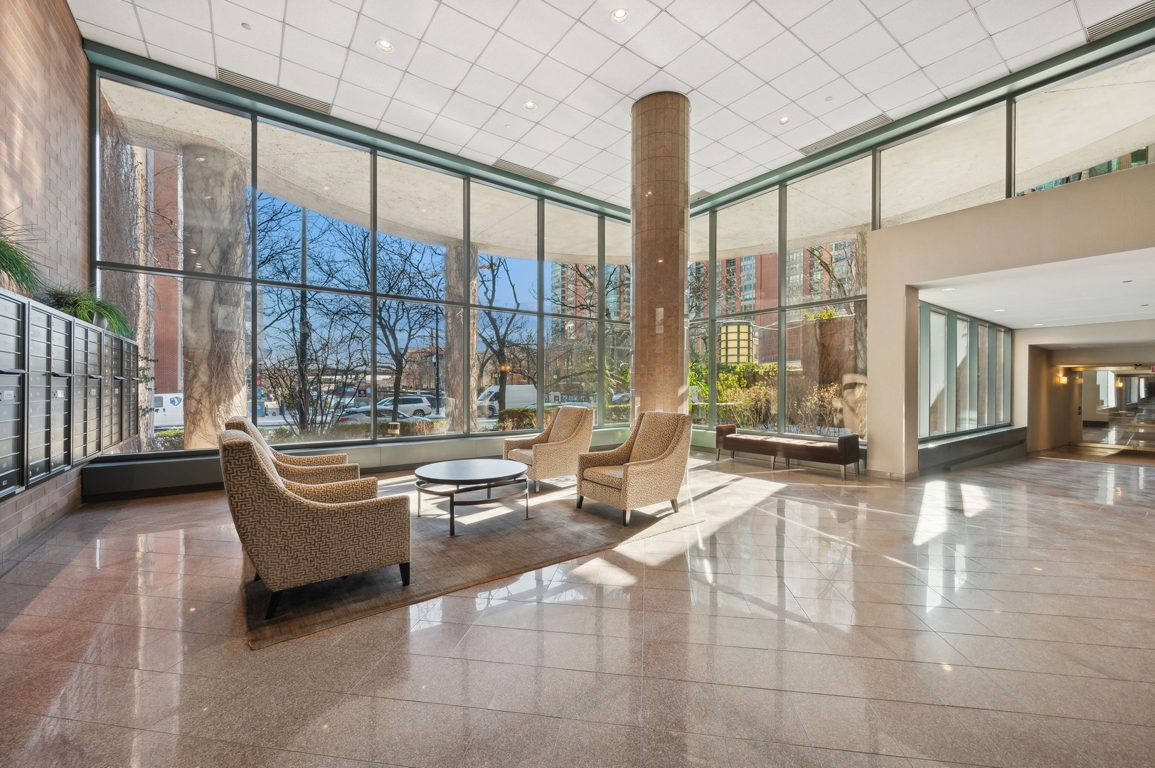 480 N Mcclurg Court Unit: 1201-03
