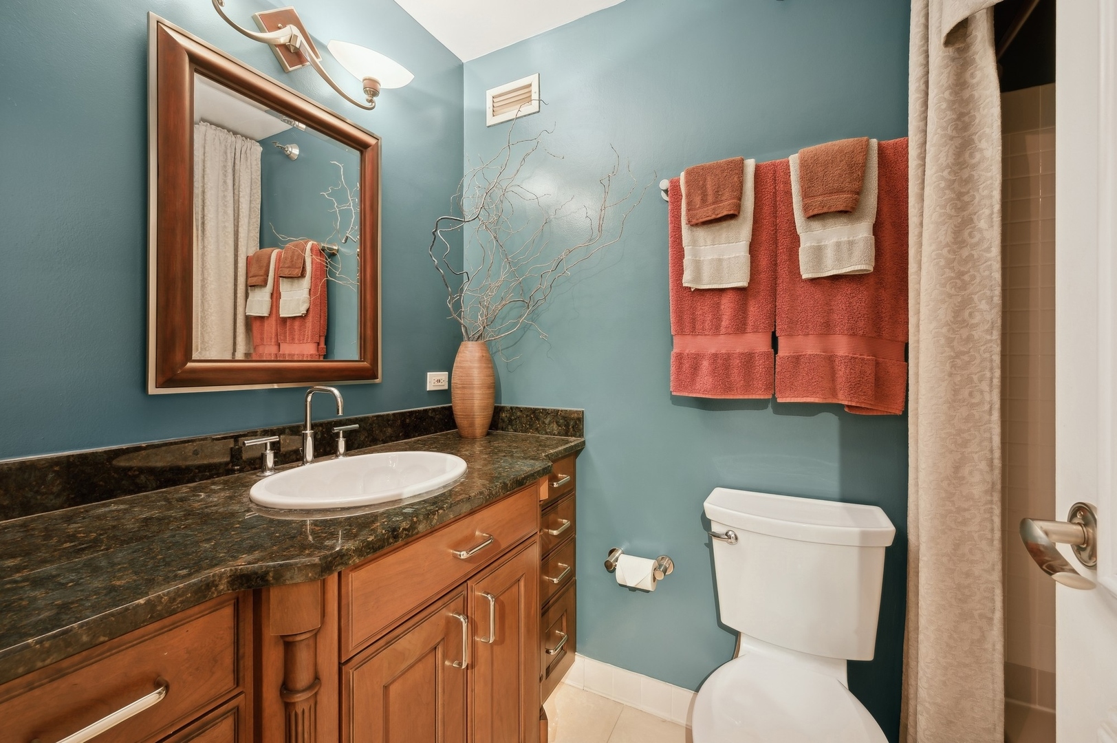 480 N Mcclurg Court Unit: 1201-03