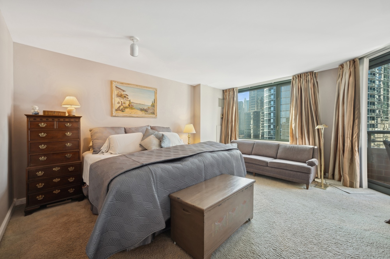 480 N Mcclurg Court Unit: 1201-03