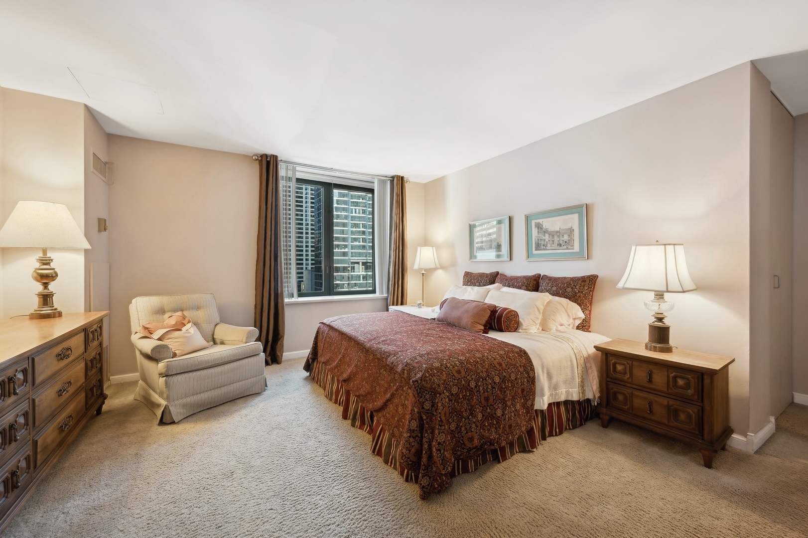 480 N Mcclurg Court Unit: 1201-03