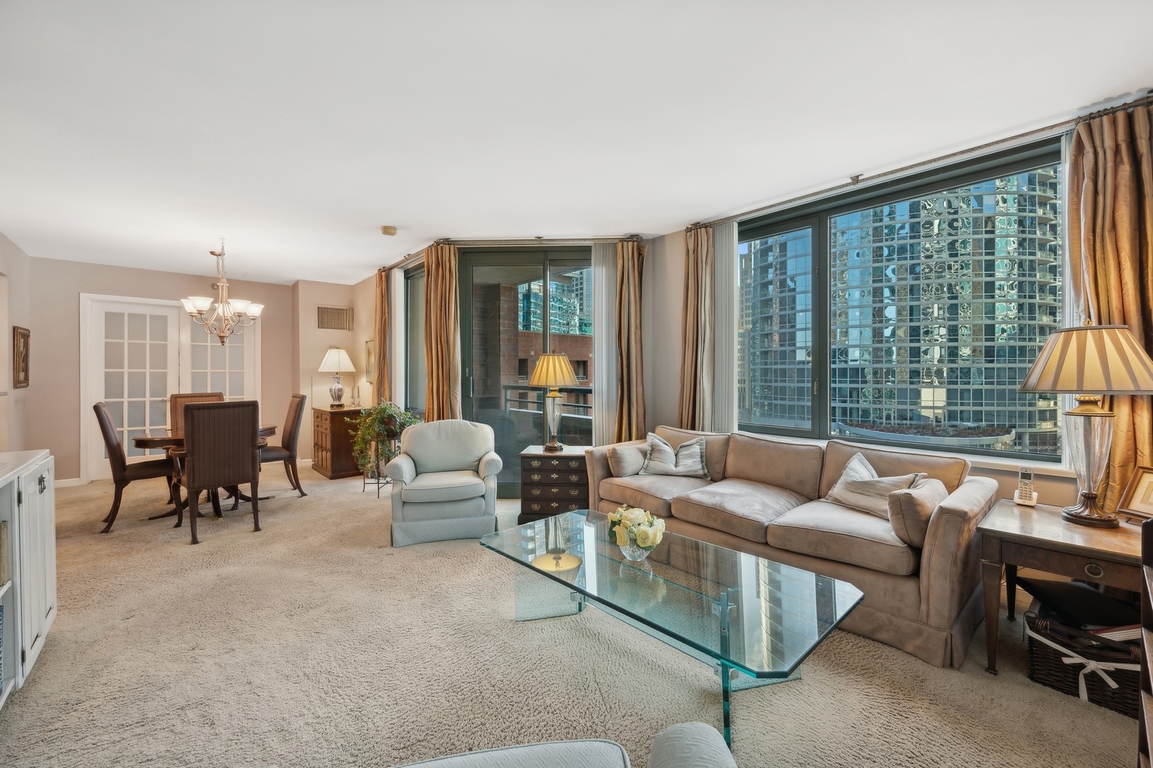 480 N Mcclurg Court Unit: 1201-03