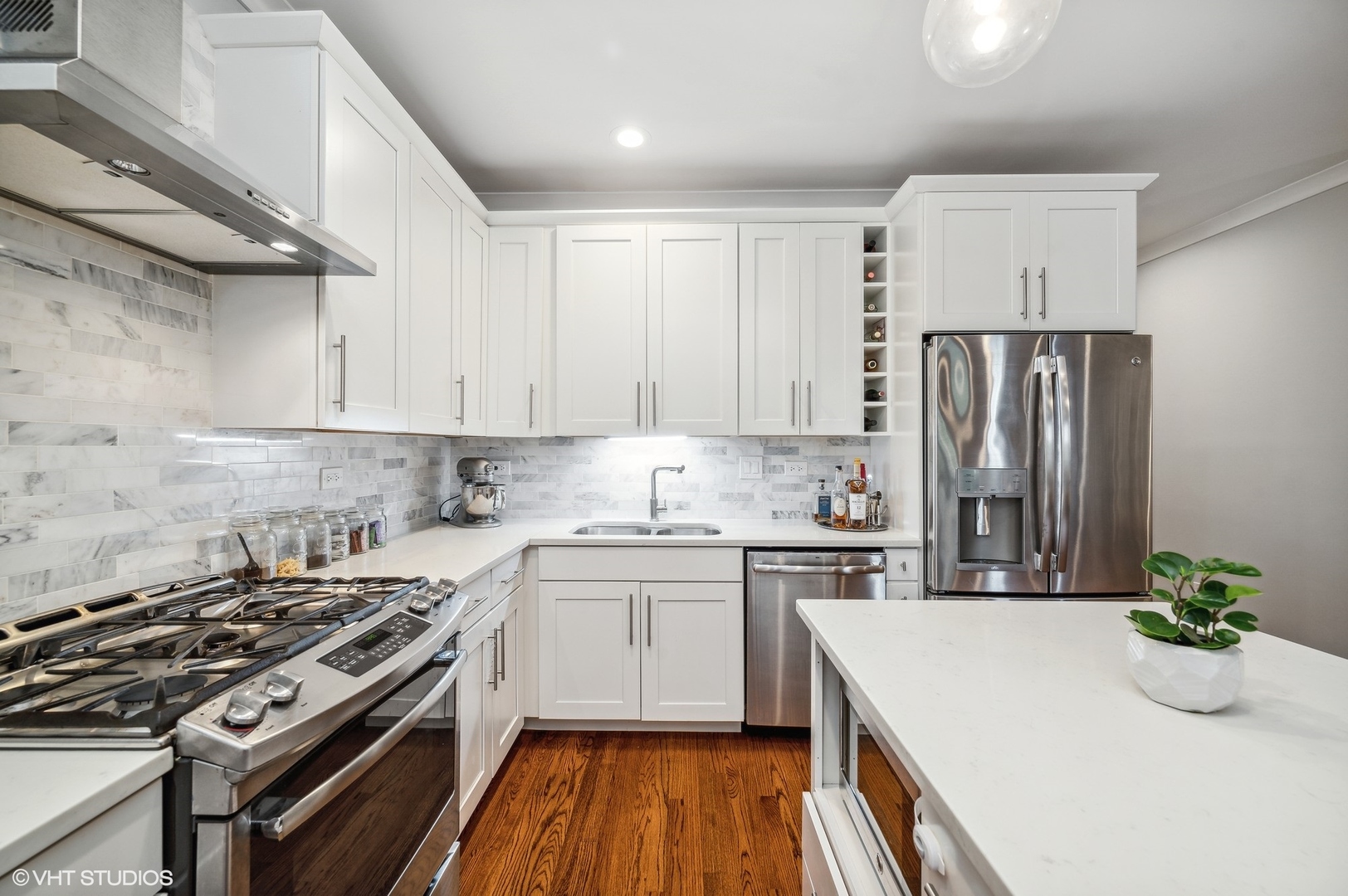 2245 W Irving Park Road Unit: 2