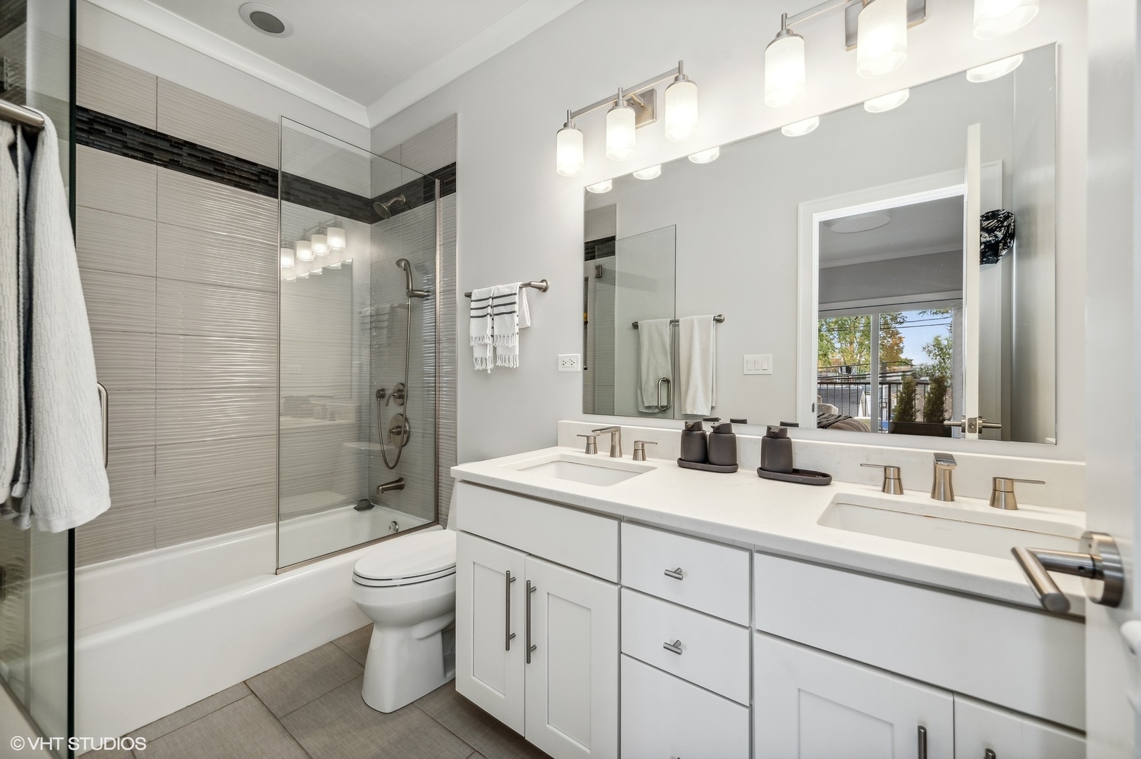 2245 W Irving Park Road Unit: 2