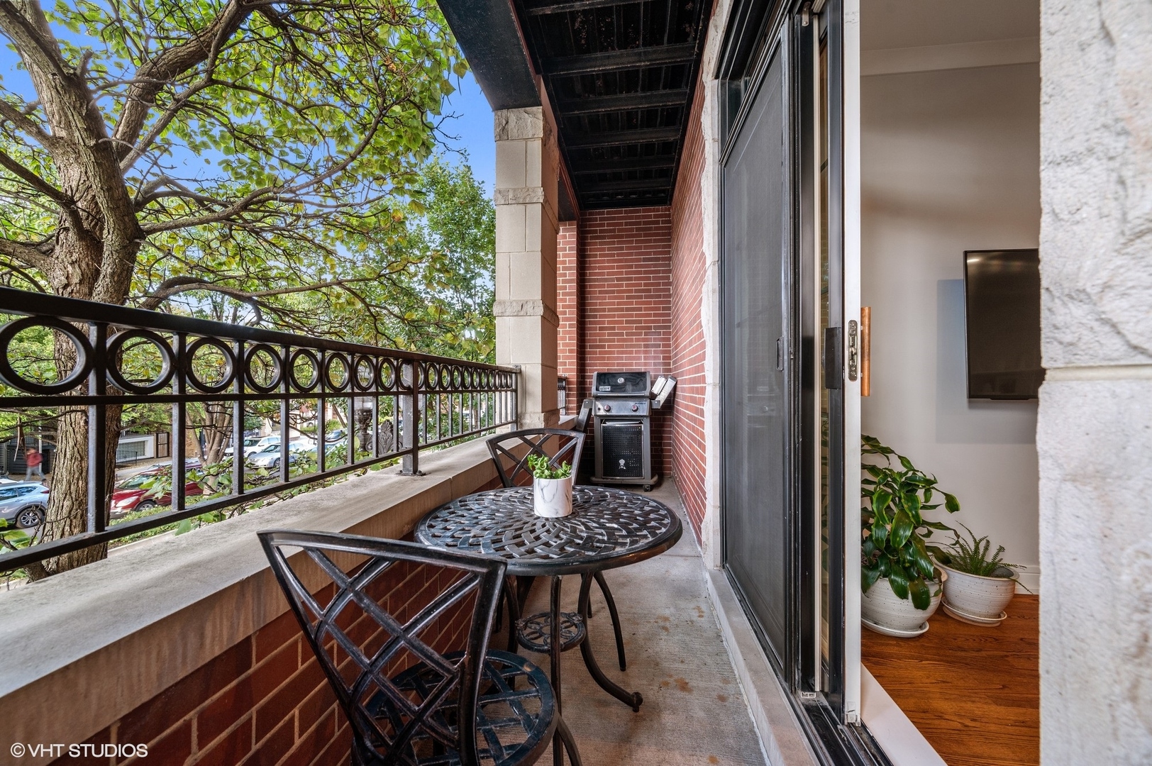 2245 W Irving Park Road Unit: 2