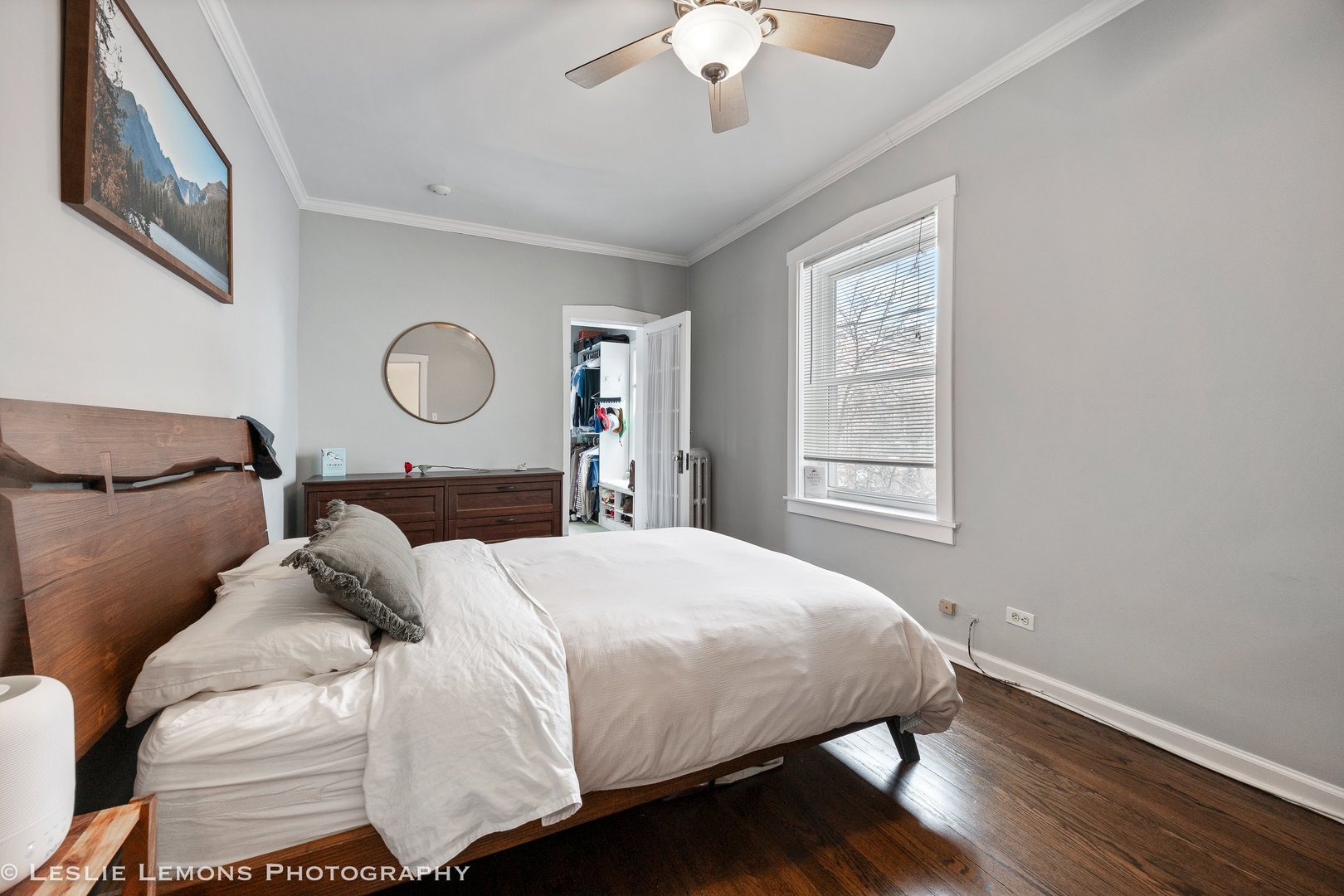 1514 W BYRON Street Unit: 2E