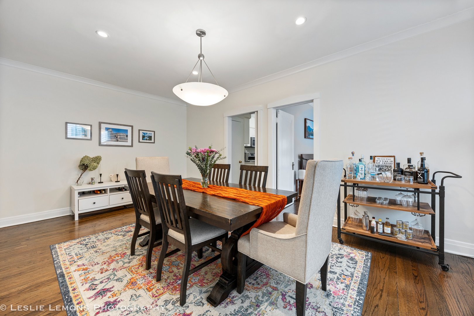 1514 W BYRON Street Unit: 2E