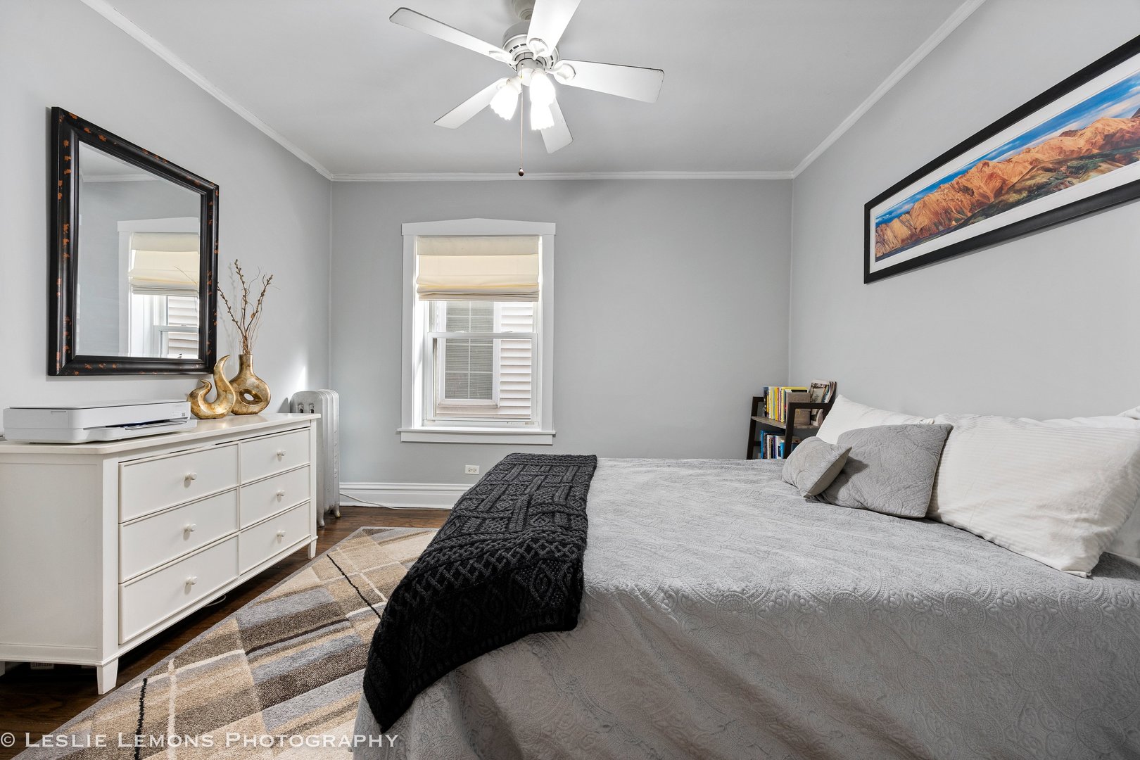 1514 W BYRON Street Unit: 2E