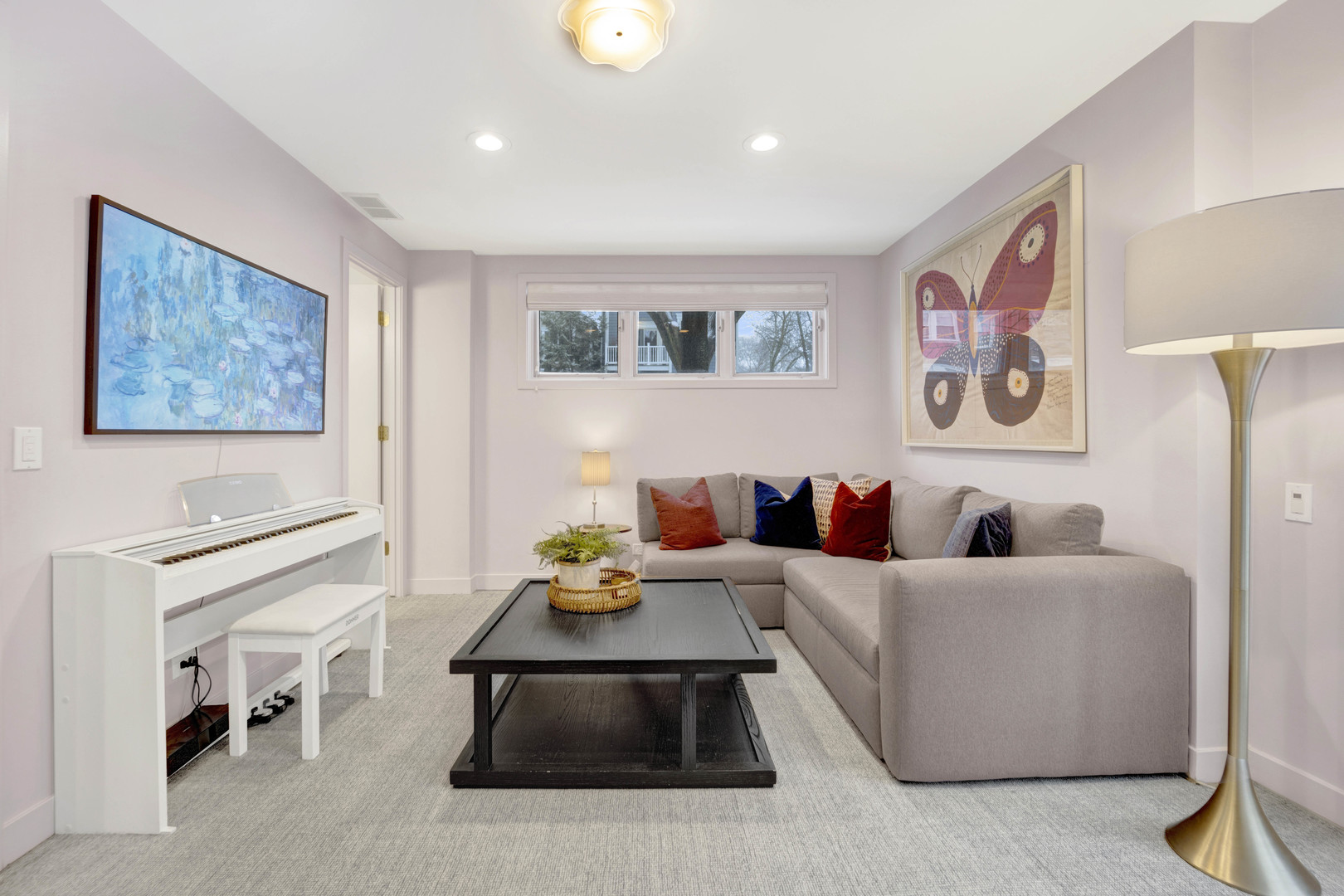 2525 N Seminary Avenue