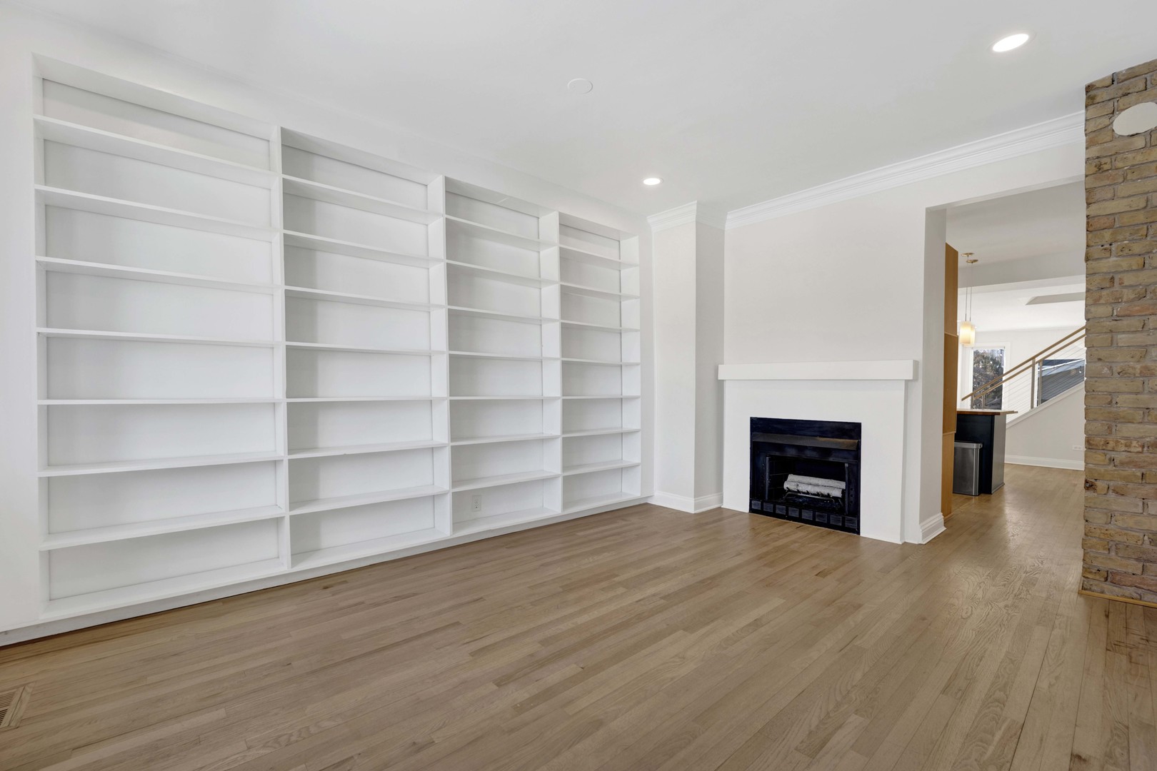 3516 N HAMILTON Avenue