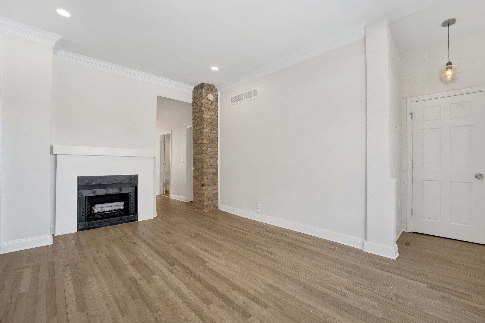 3516 N HAMILTON Avenue