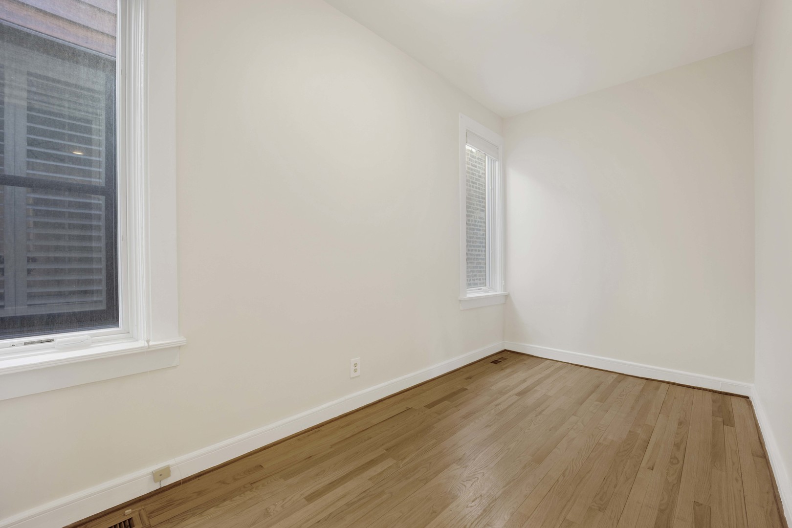 3516 N HAMILTON Avenue