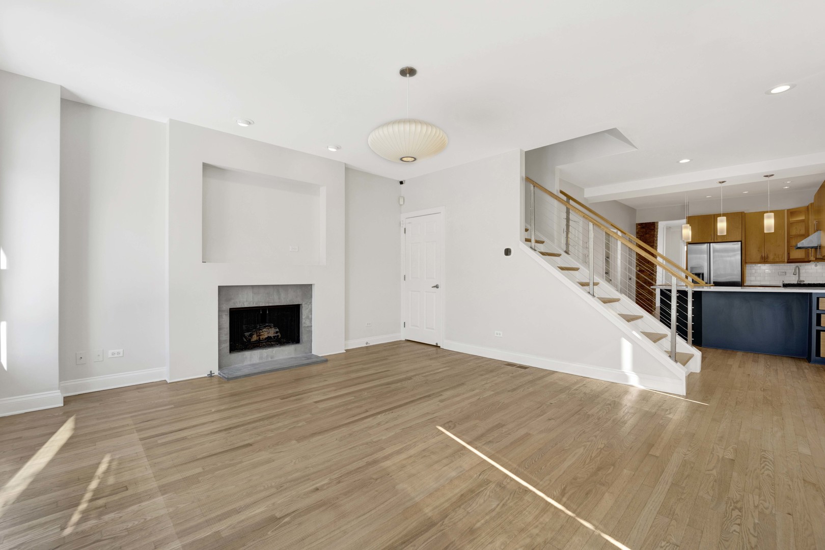 3516 N HAMILTON Avenue