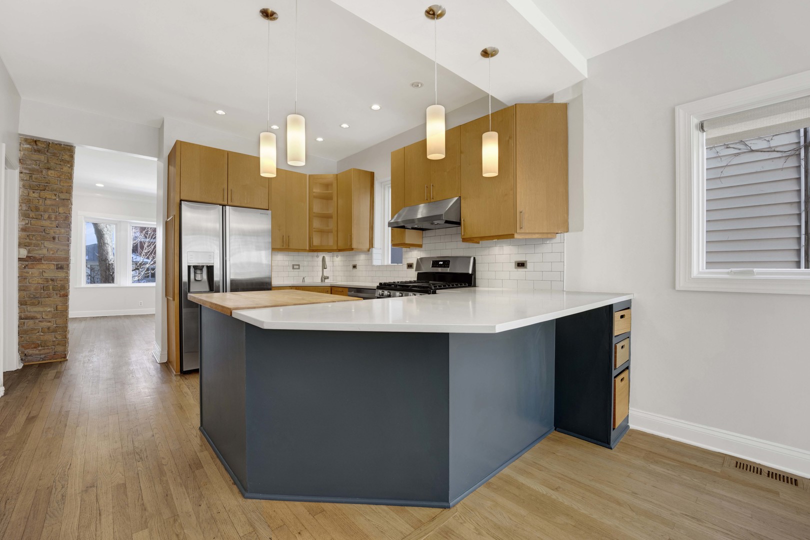 3516 N HAMILTON Avenue