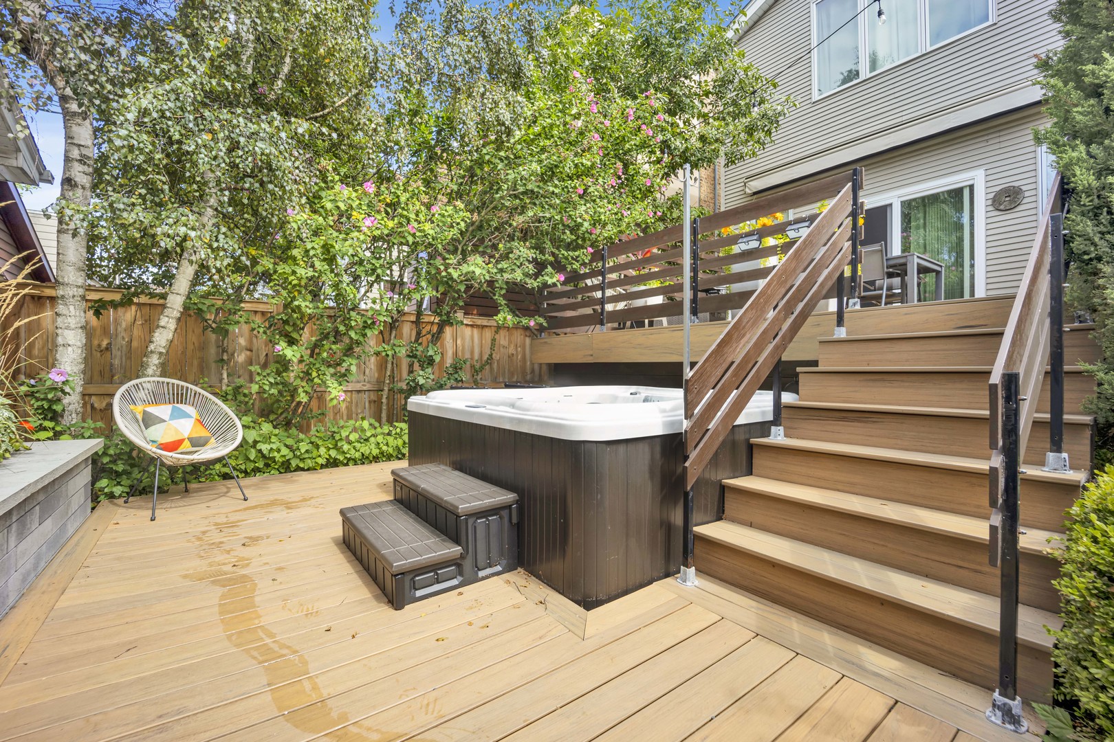 3516 N HAMILTON Avenue