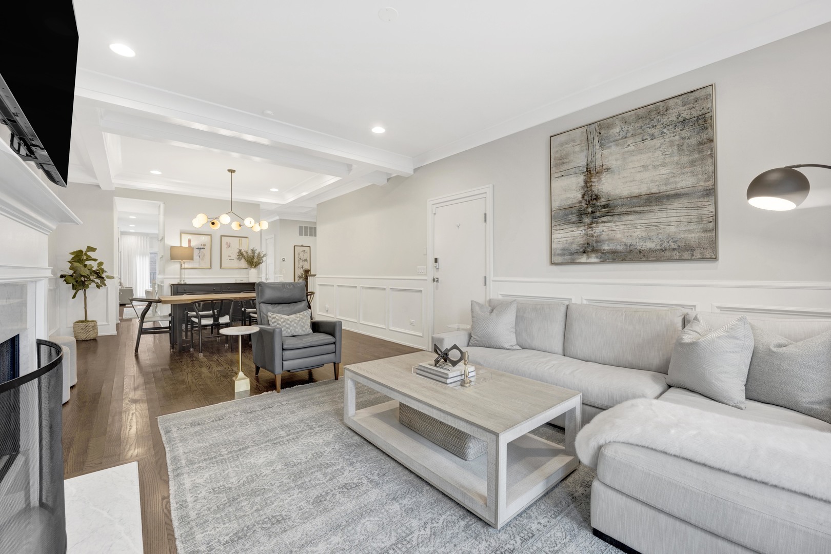 3324 N Damen Avenue Unit: 1S