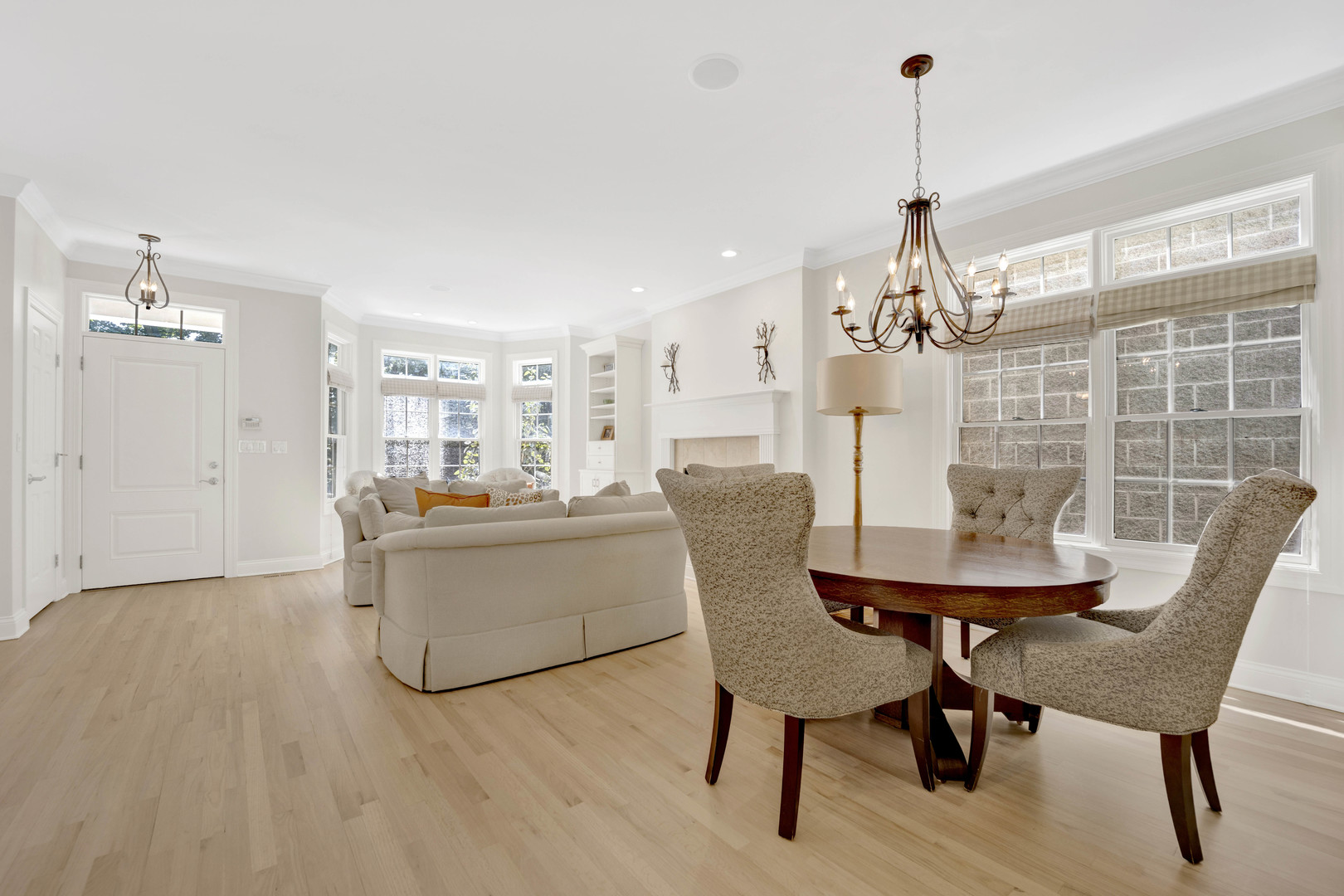 1934 W George Street