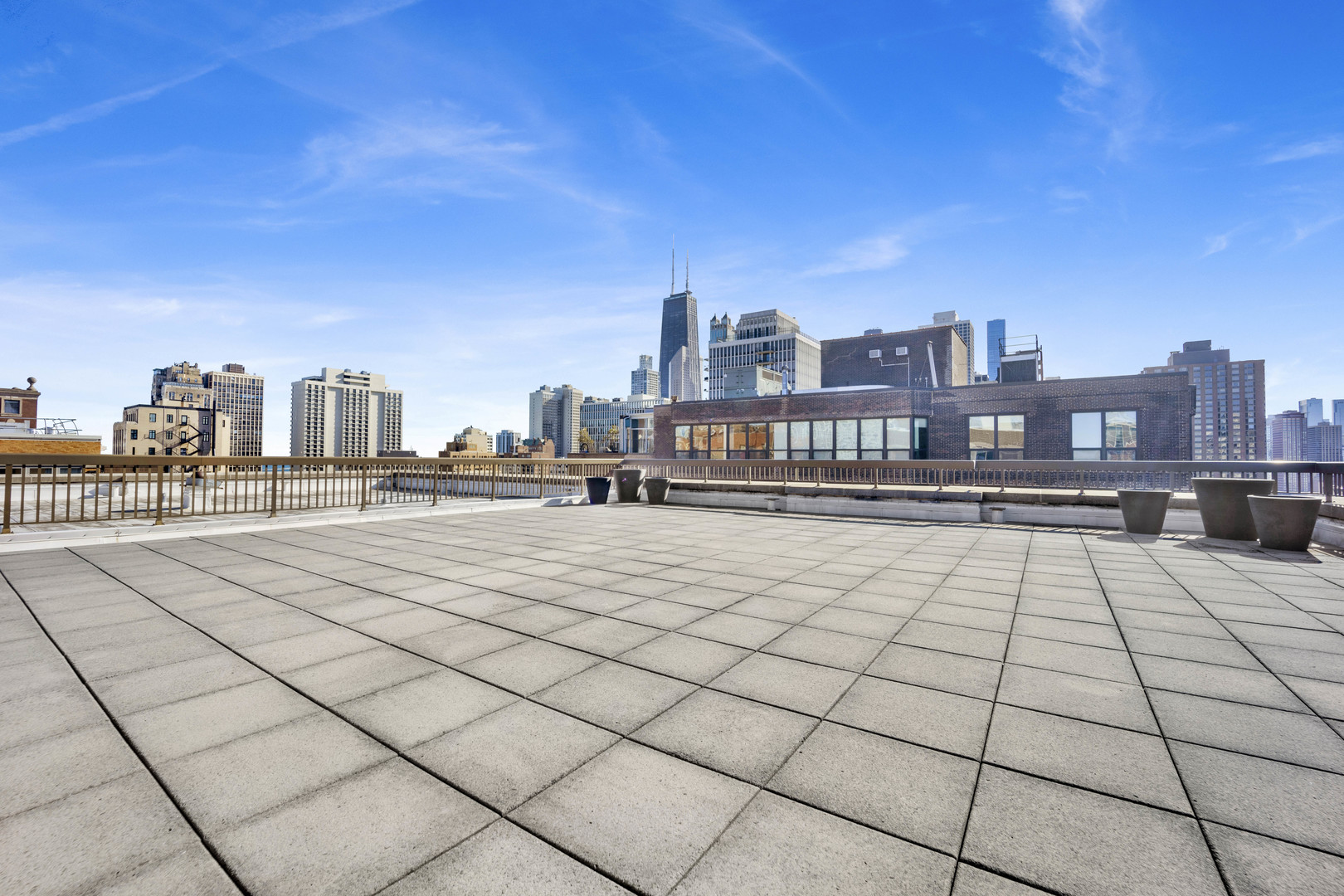 1301 N DEARBORN Parkway Unit: 1306