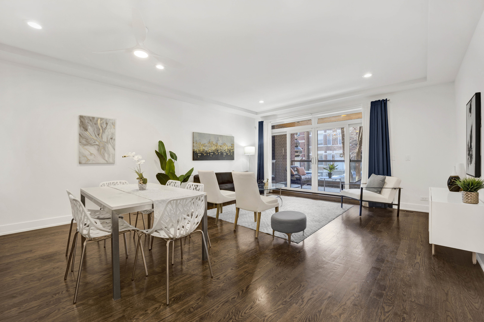 1011 N WOLCOTT Avenue Unit: 1S