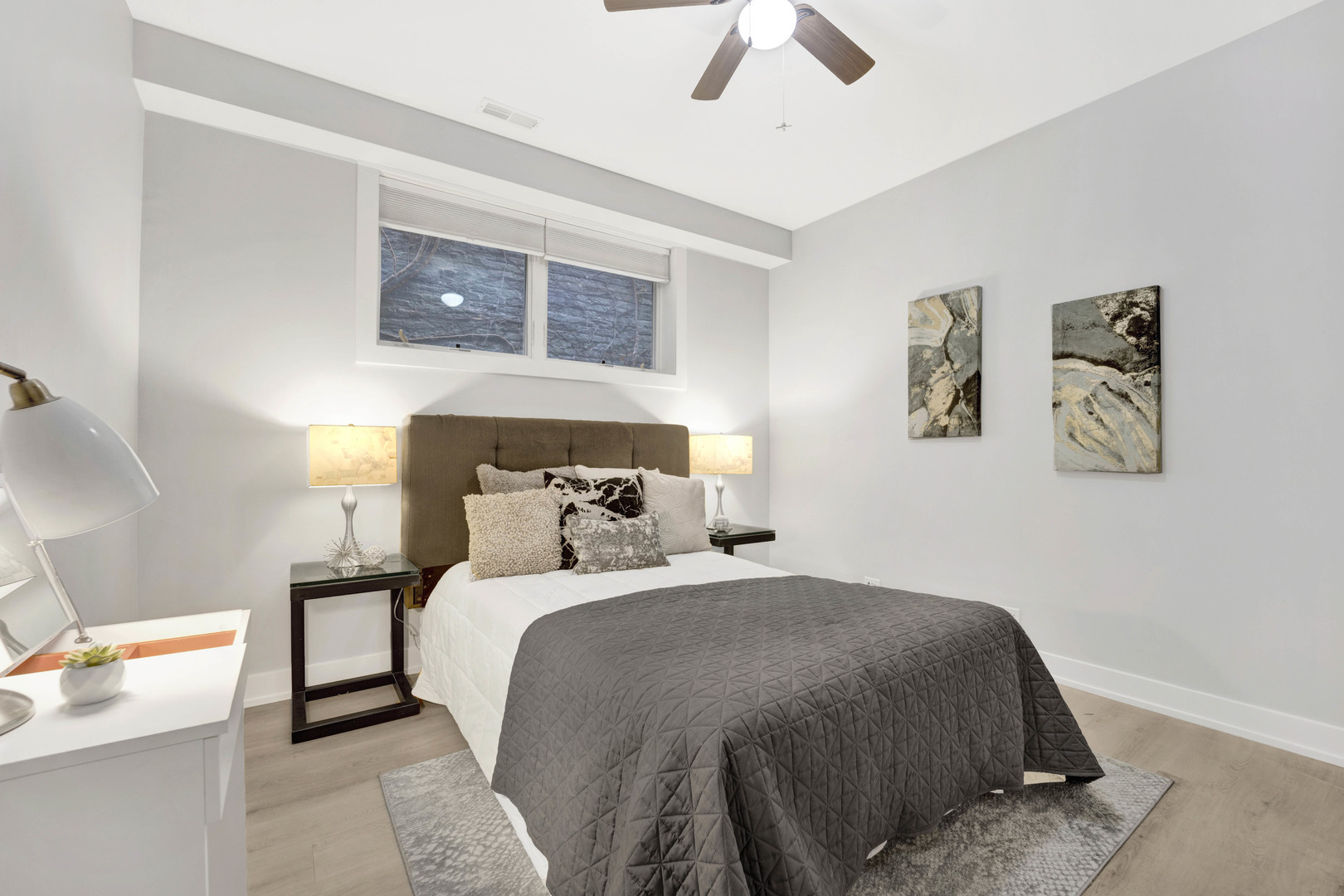 1011 N WOLCOTT Avenue Unit: 1S