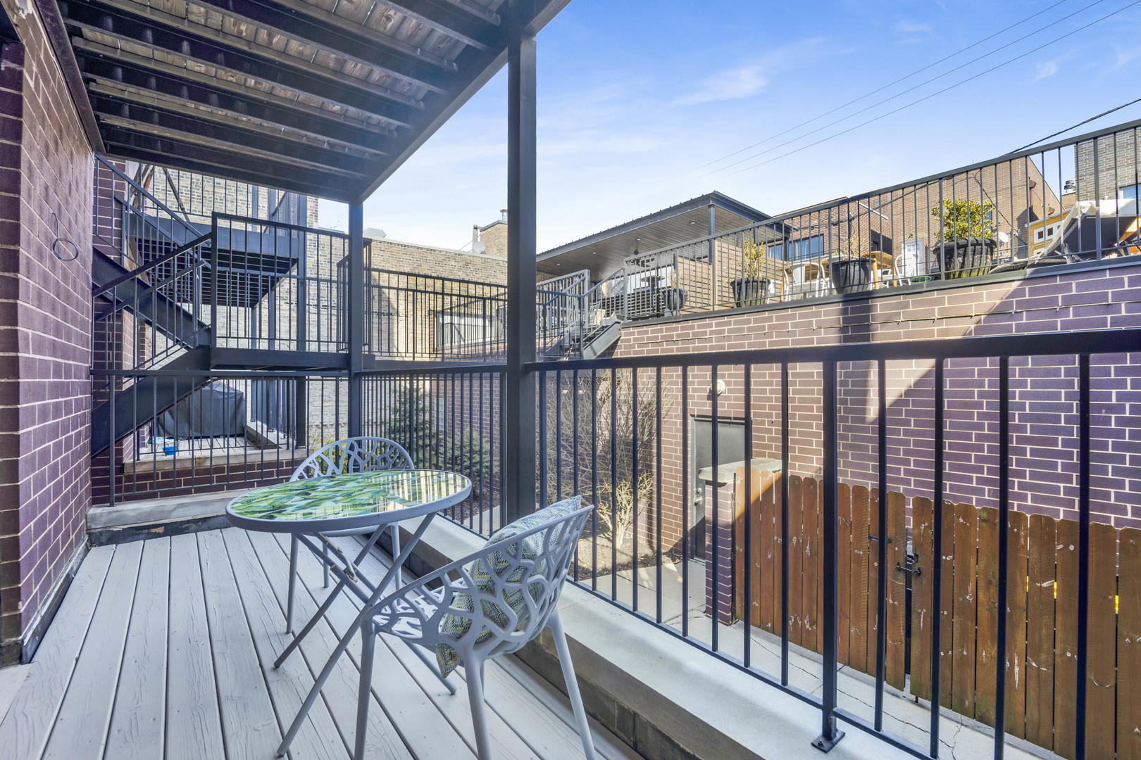 1011 N WOLCOTT Avenue Unit: 1S