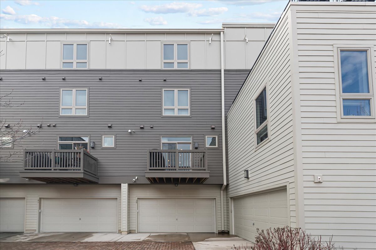 39 Chestnut Avenue