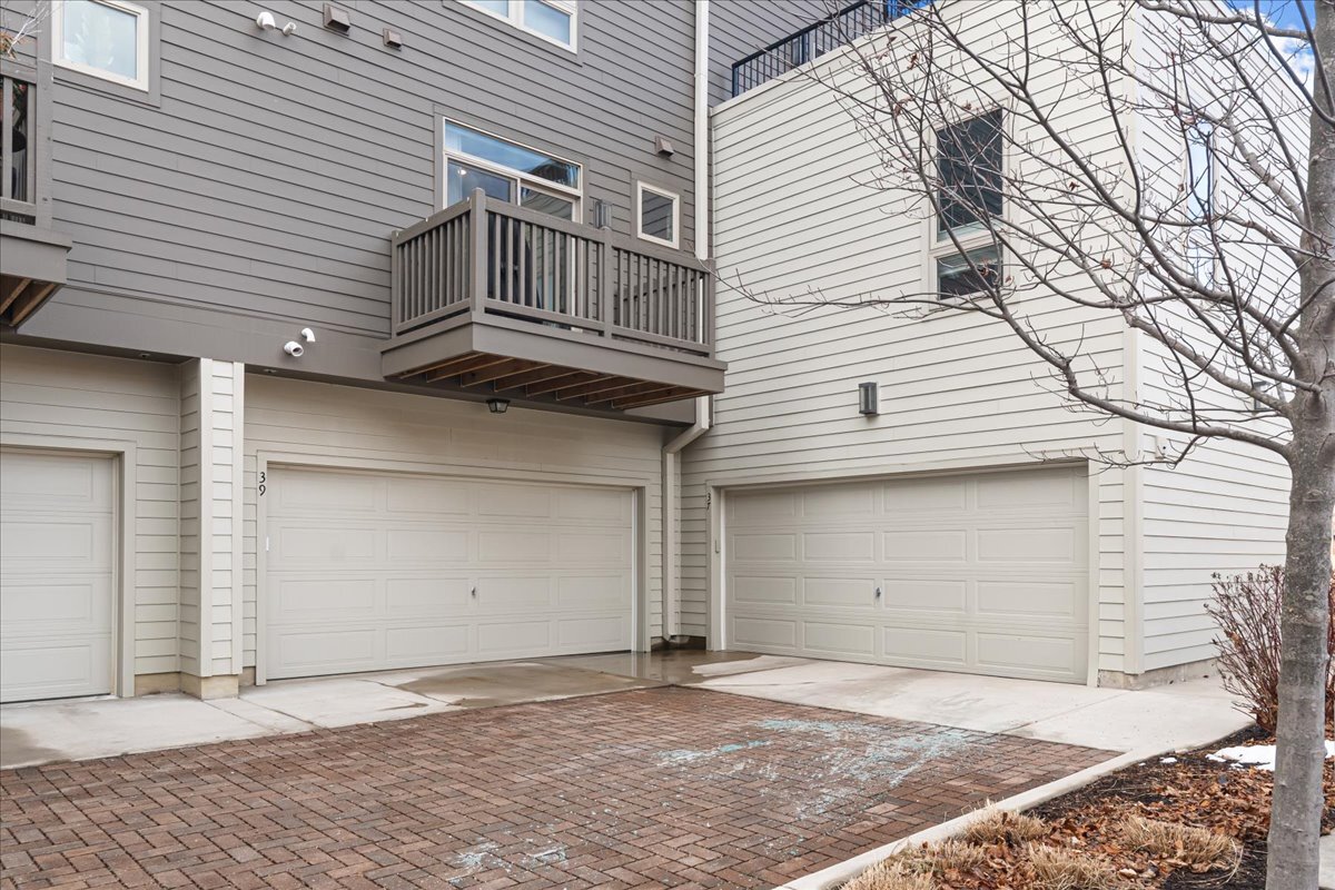 39 Chestnut Avenue