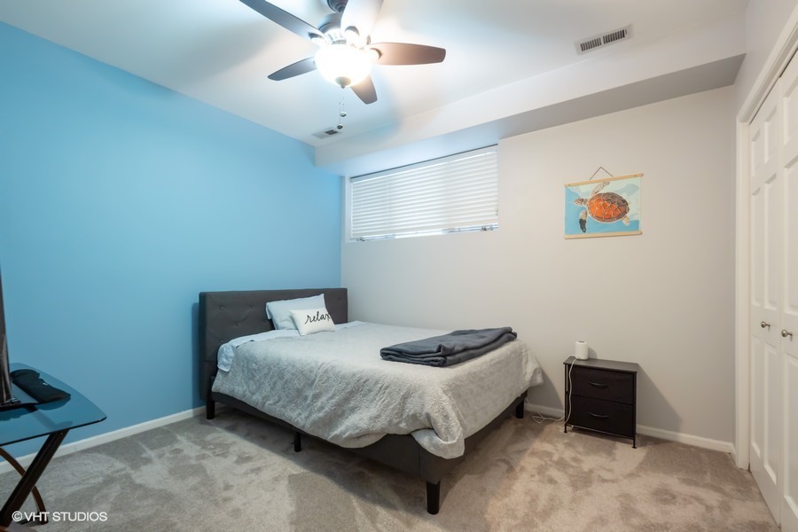 1306 W FLETCHER Street Unit: 1E
