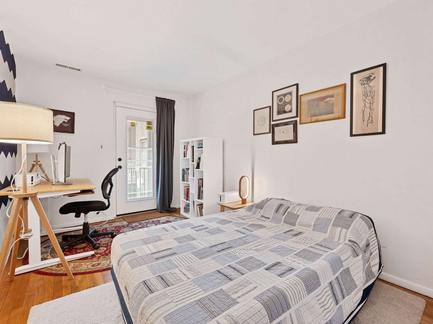 5400 S Hyde Park Boulevard Unit: B1