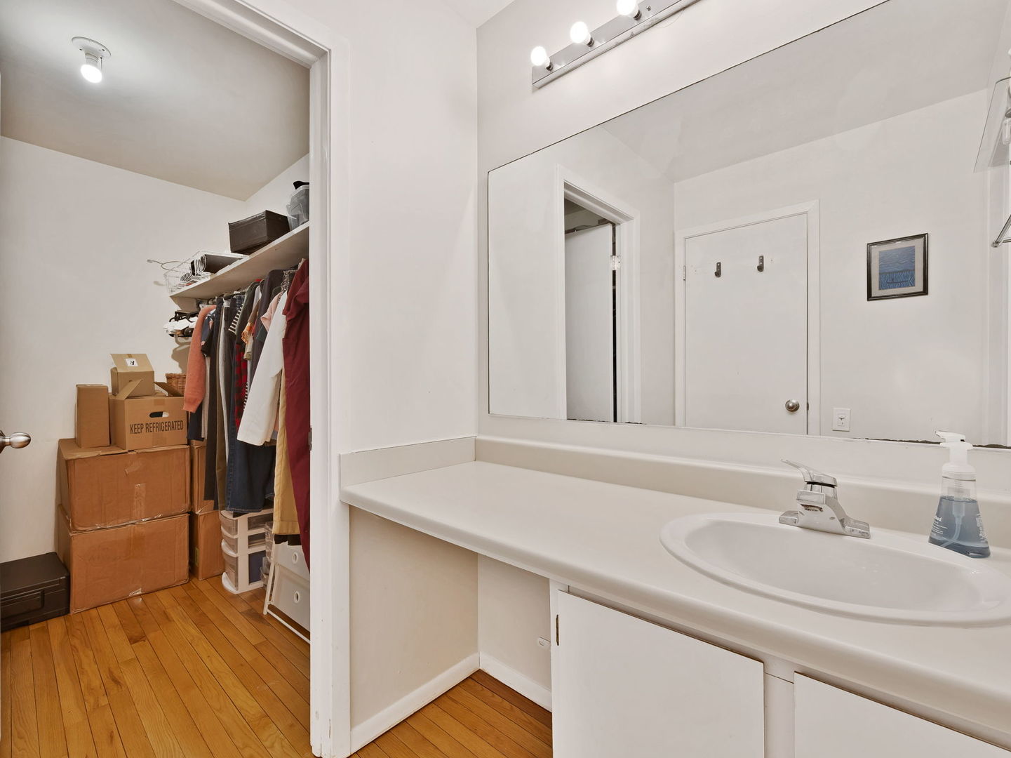 5400 S Hyde Park Boulevard Unit: B1