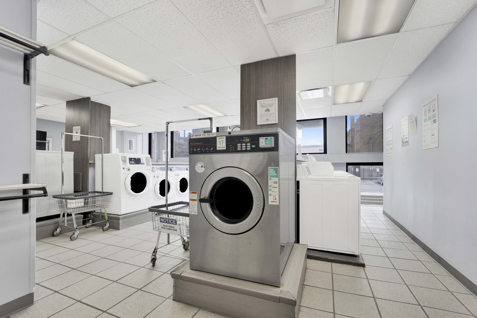 1660 N LaSalle Drive Unit: 710