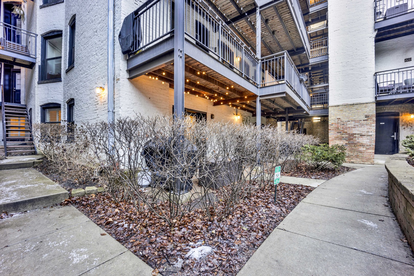 1709 N Crilly Court Unit: B