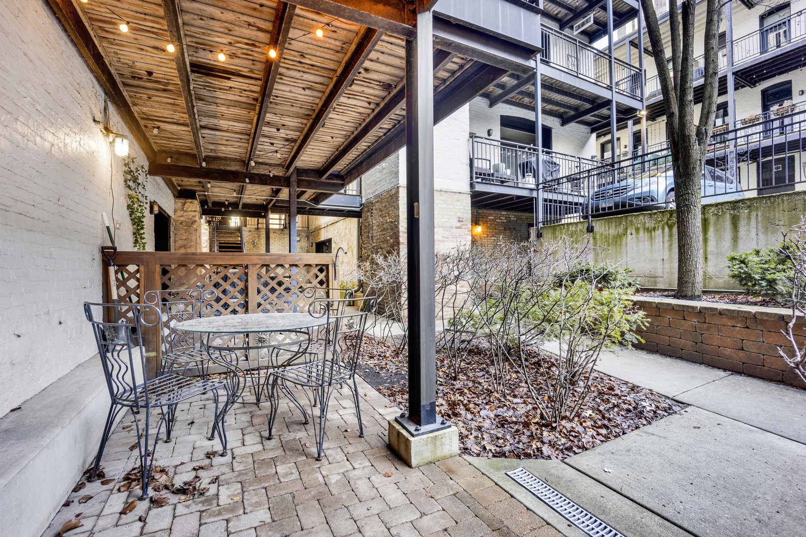 1709 N Crilly Court Unit: B