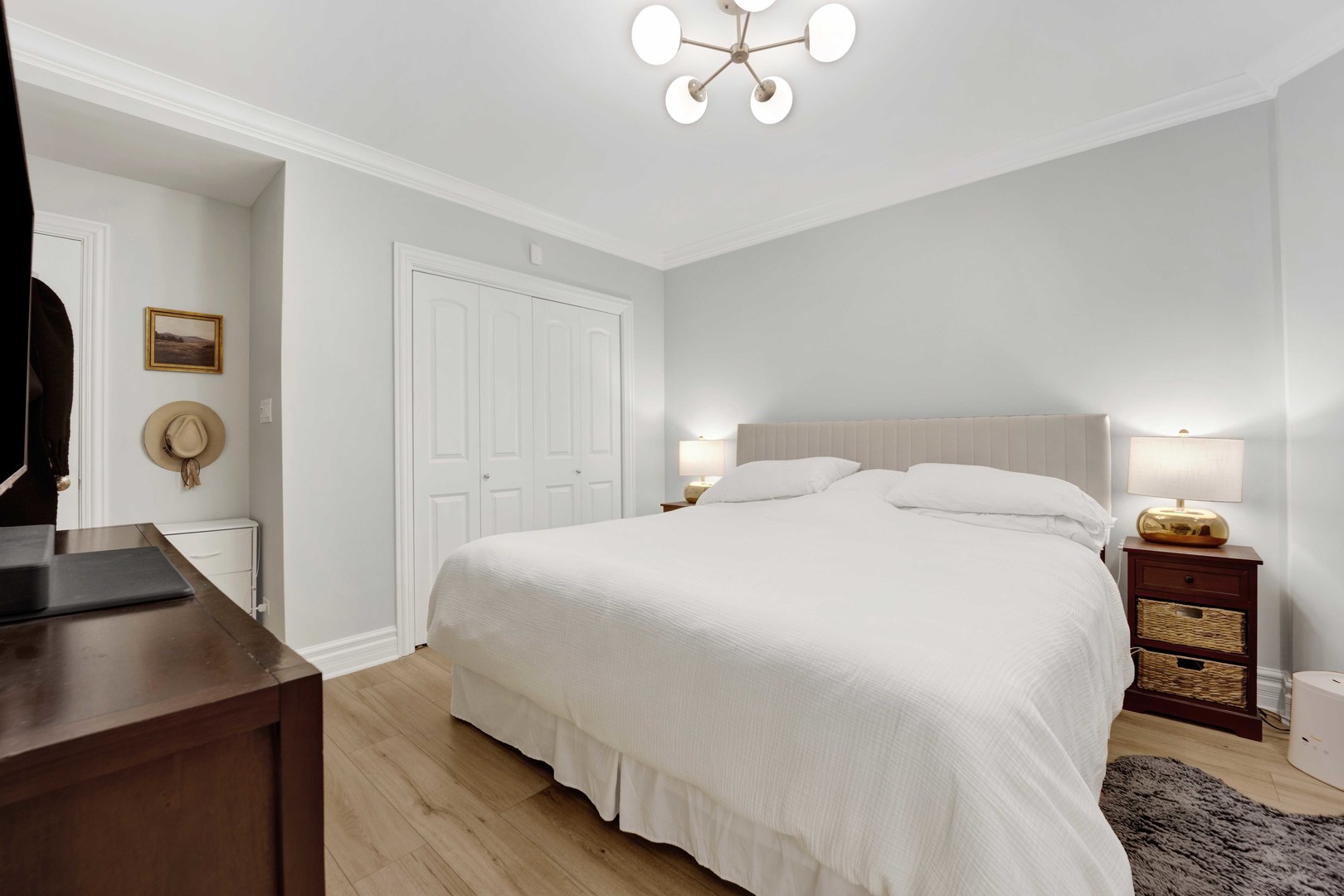 1709 N Crilly Court Unit: B
