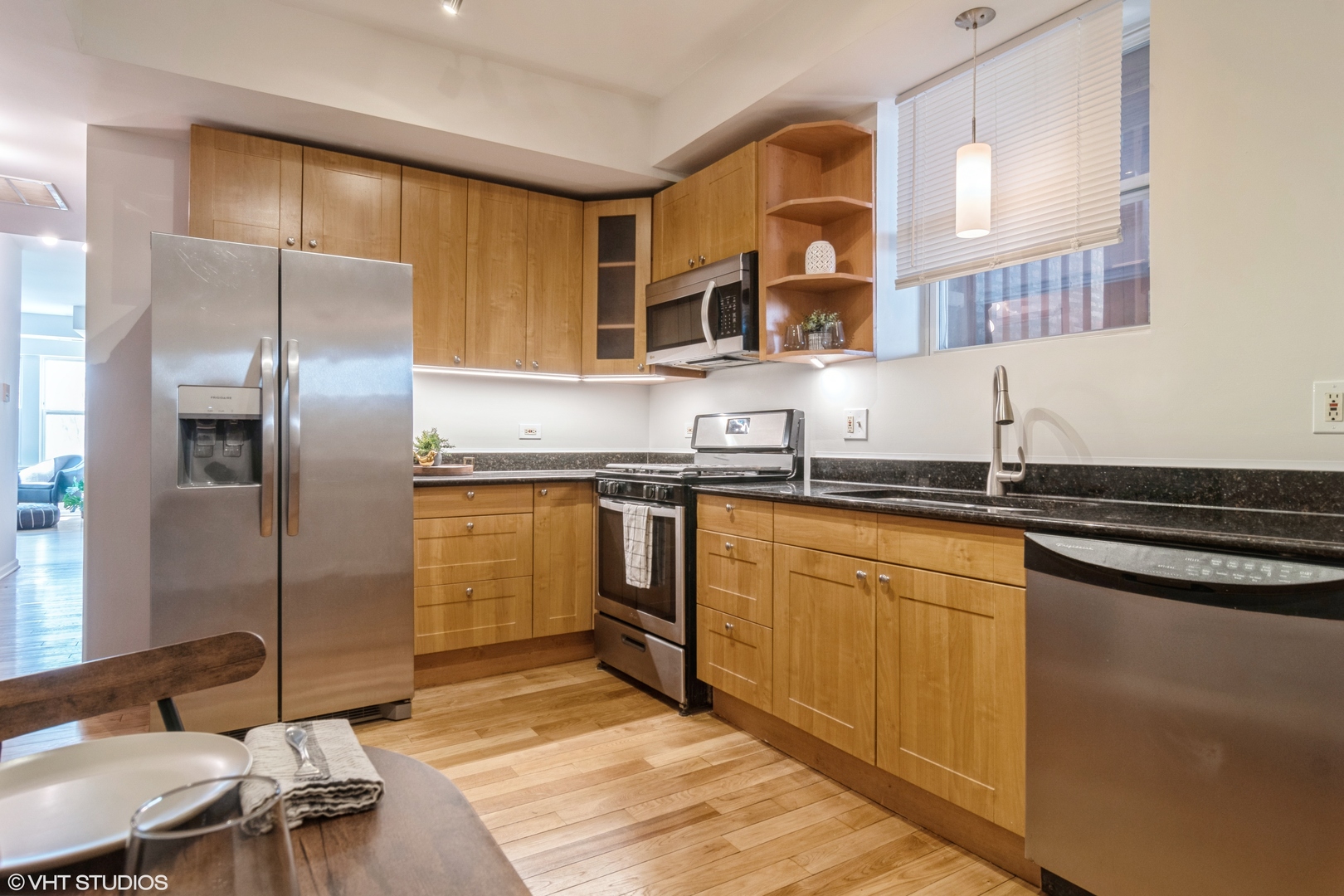 5054 N Troy Street Unit: 2