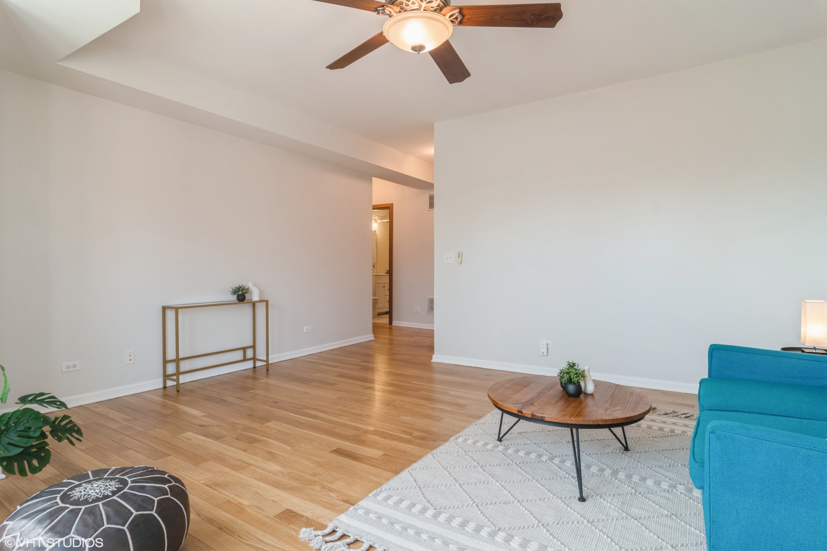 5054 N Troy Street Unit: 2