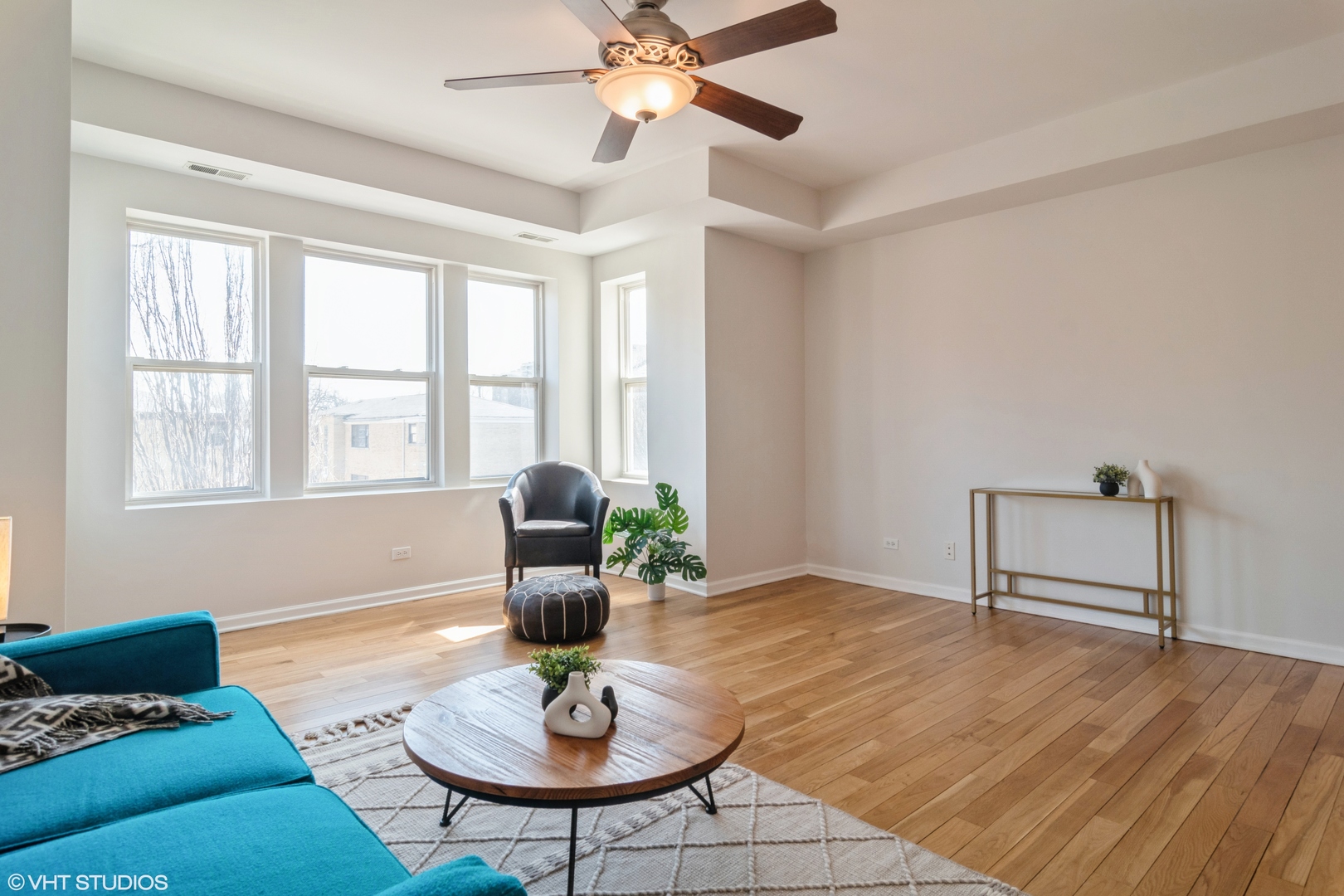 5054 N Troy Street Unit: 2