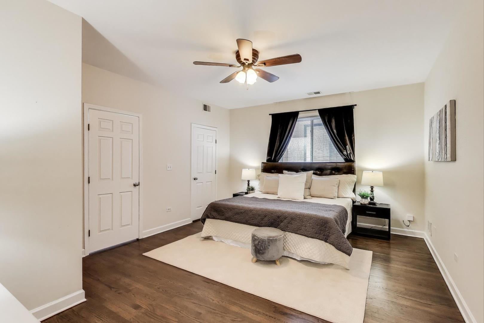 2303 W CHICAGO Avenue Unit: 2