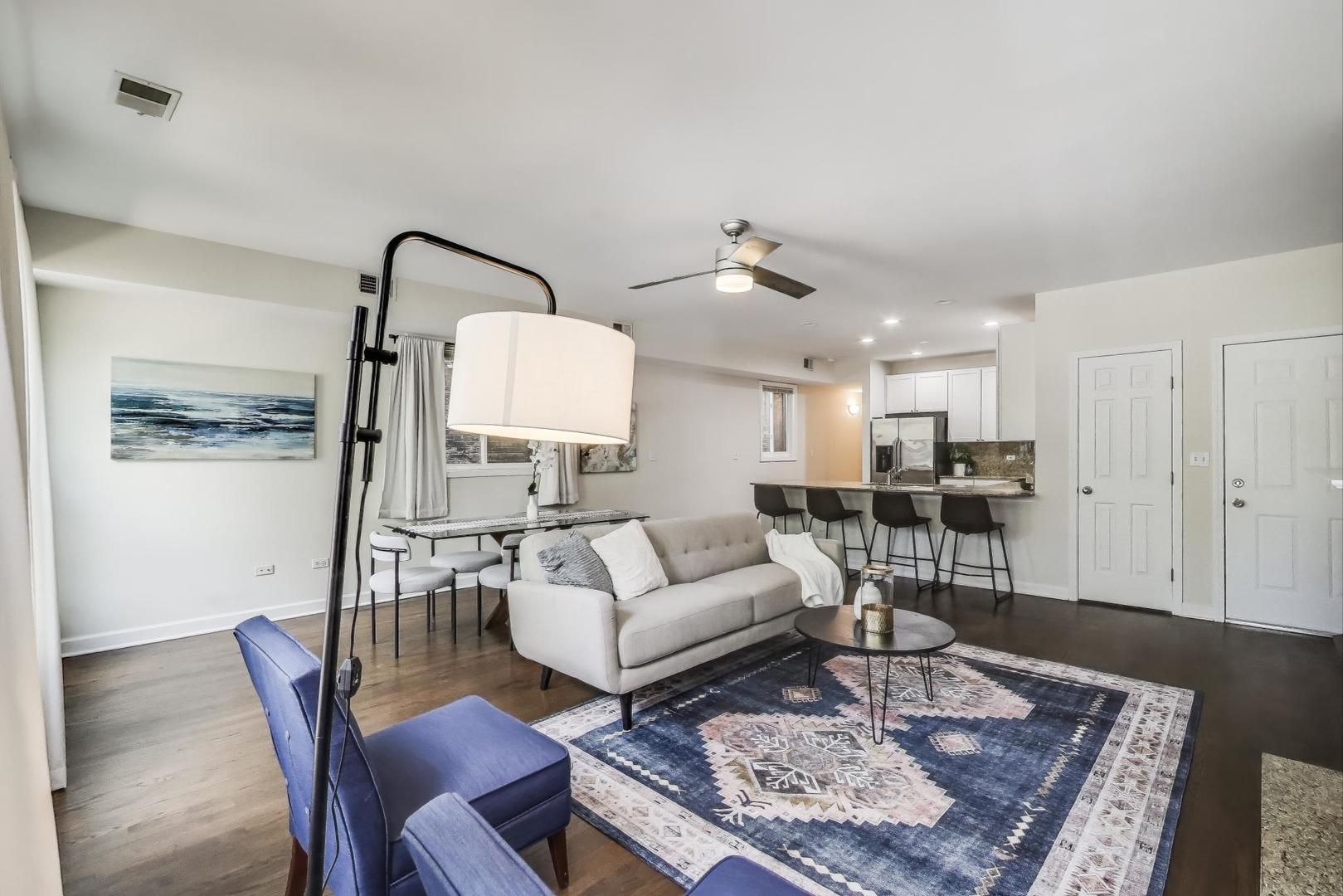 2303 W CHICAGO Avenue Unit: 2