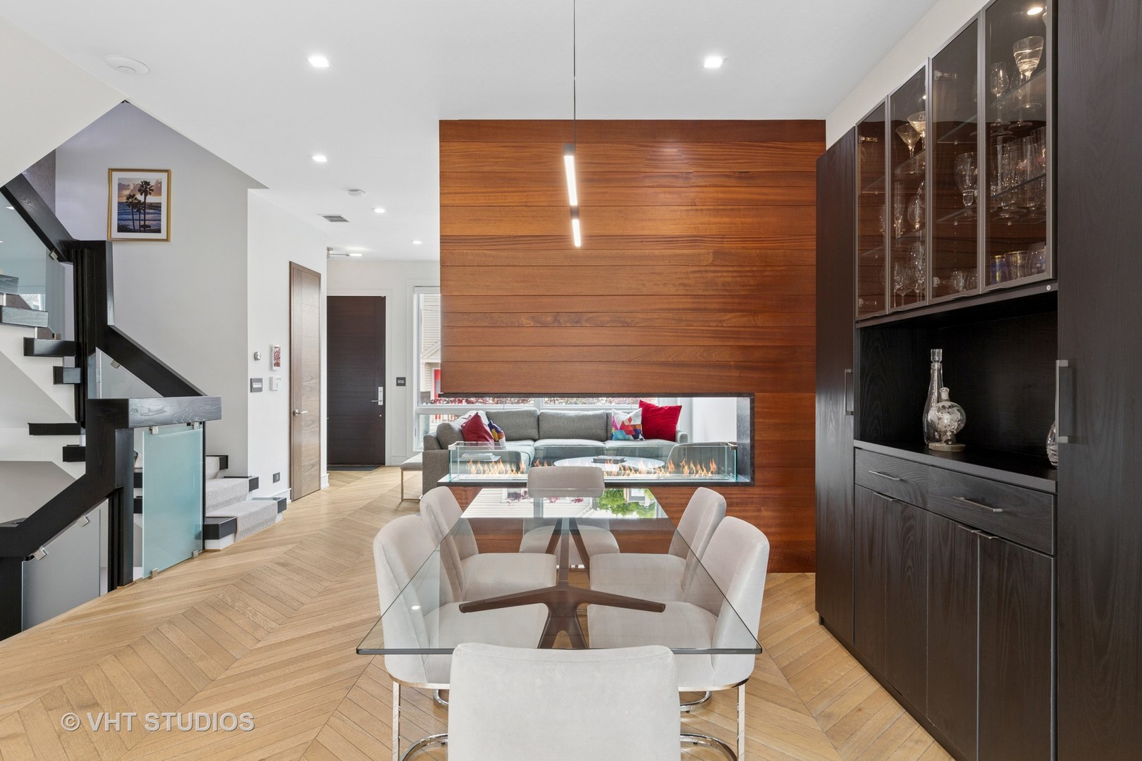 1223 W Draper Street