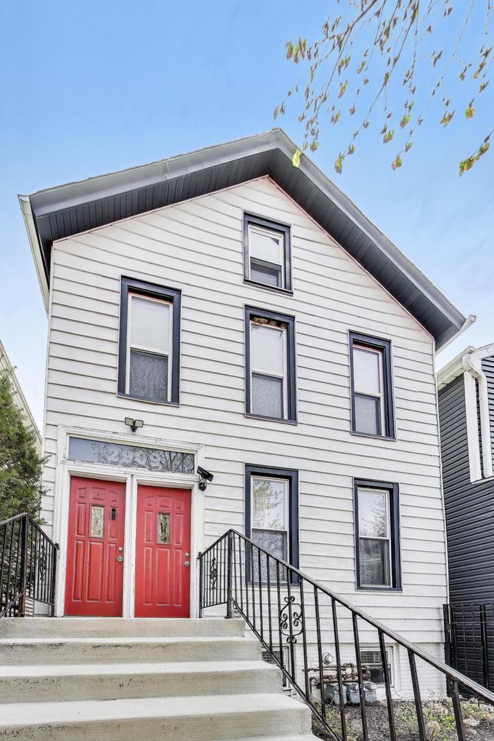 2909 N Hoyne Avenue