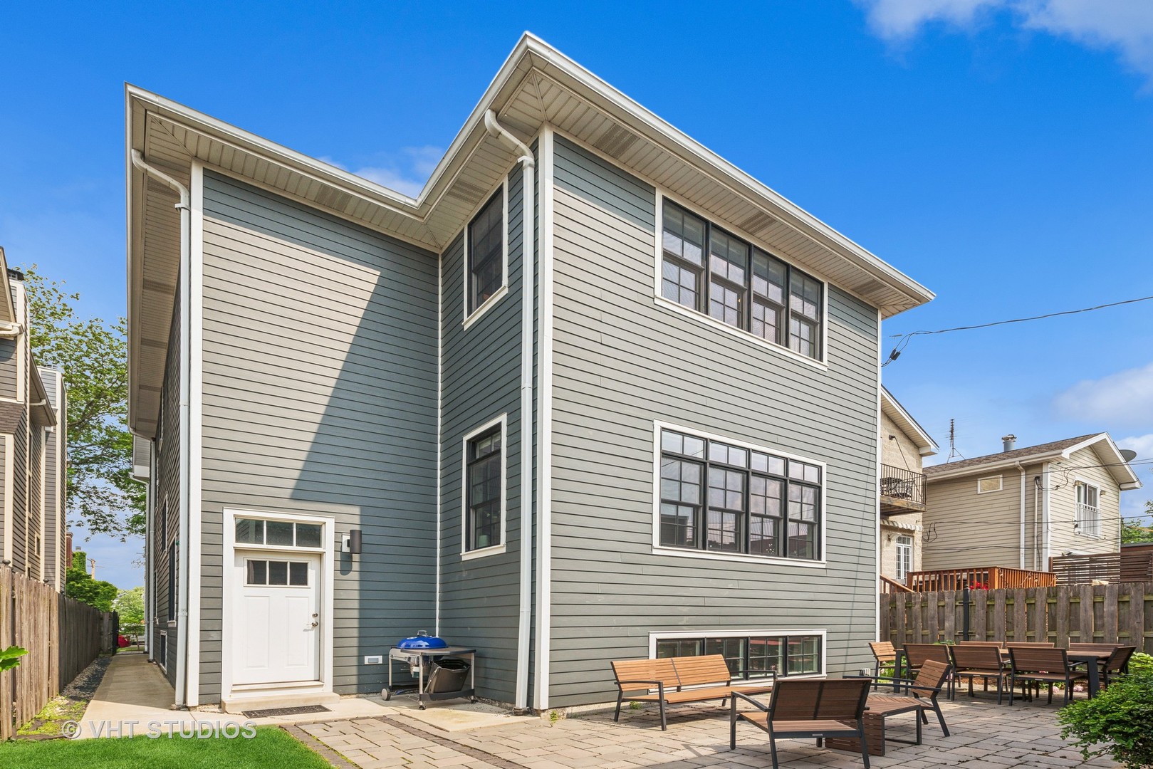 3526 N Hamilton Avenue