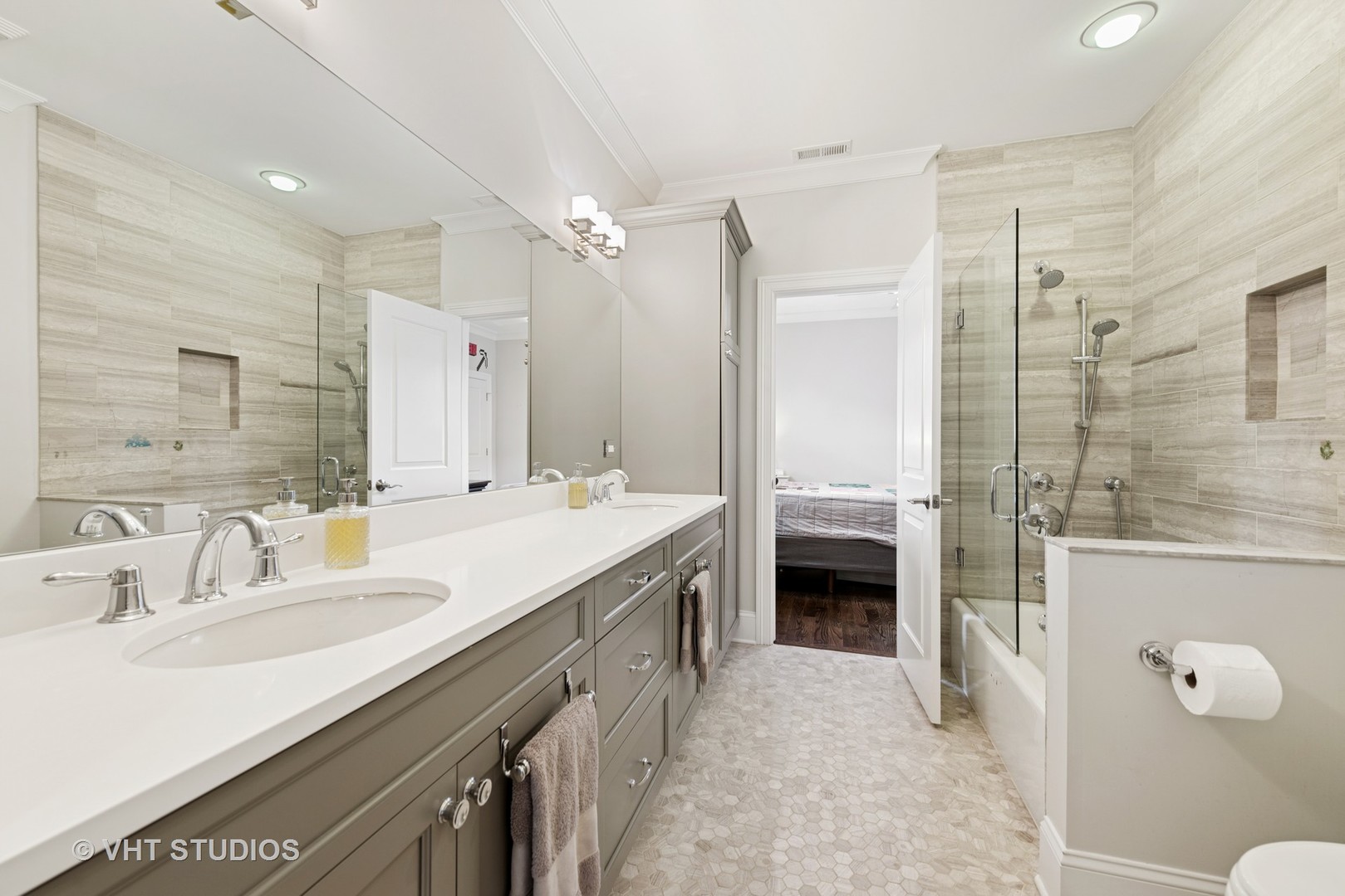 3526 N Hamilton Avenue