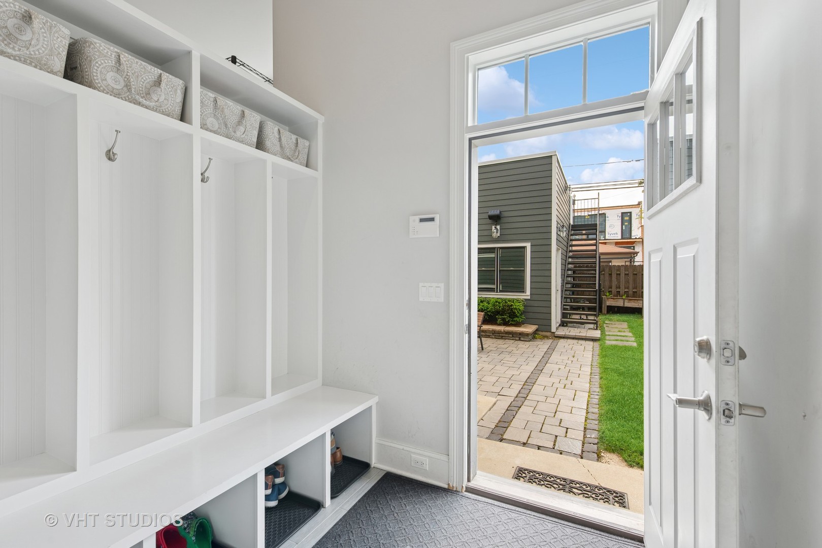 3526 N Hamilton Avenue