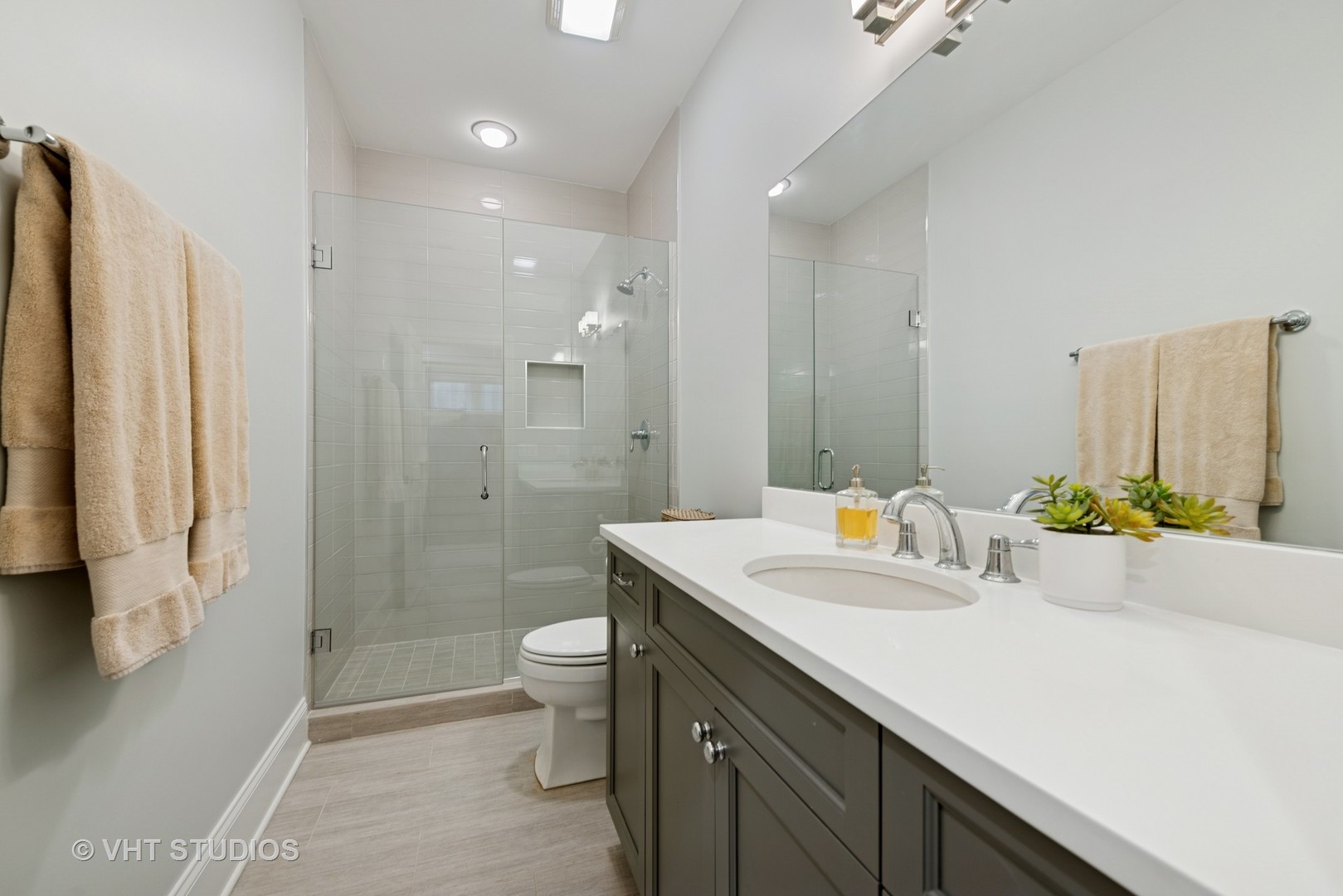 3526 N Hamilton Avenue