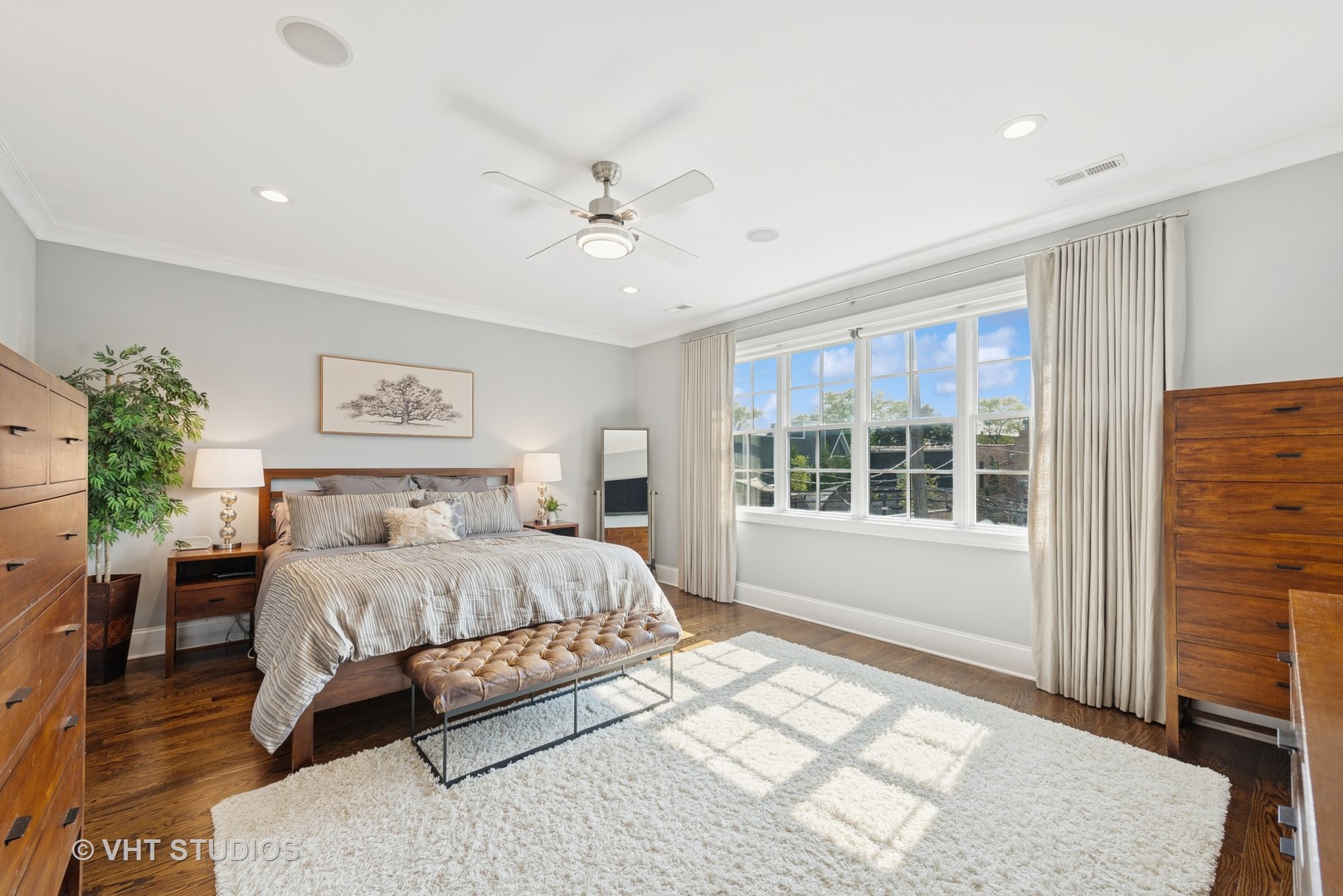 3526 N Hamilton Avenue